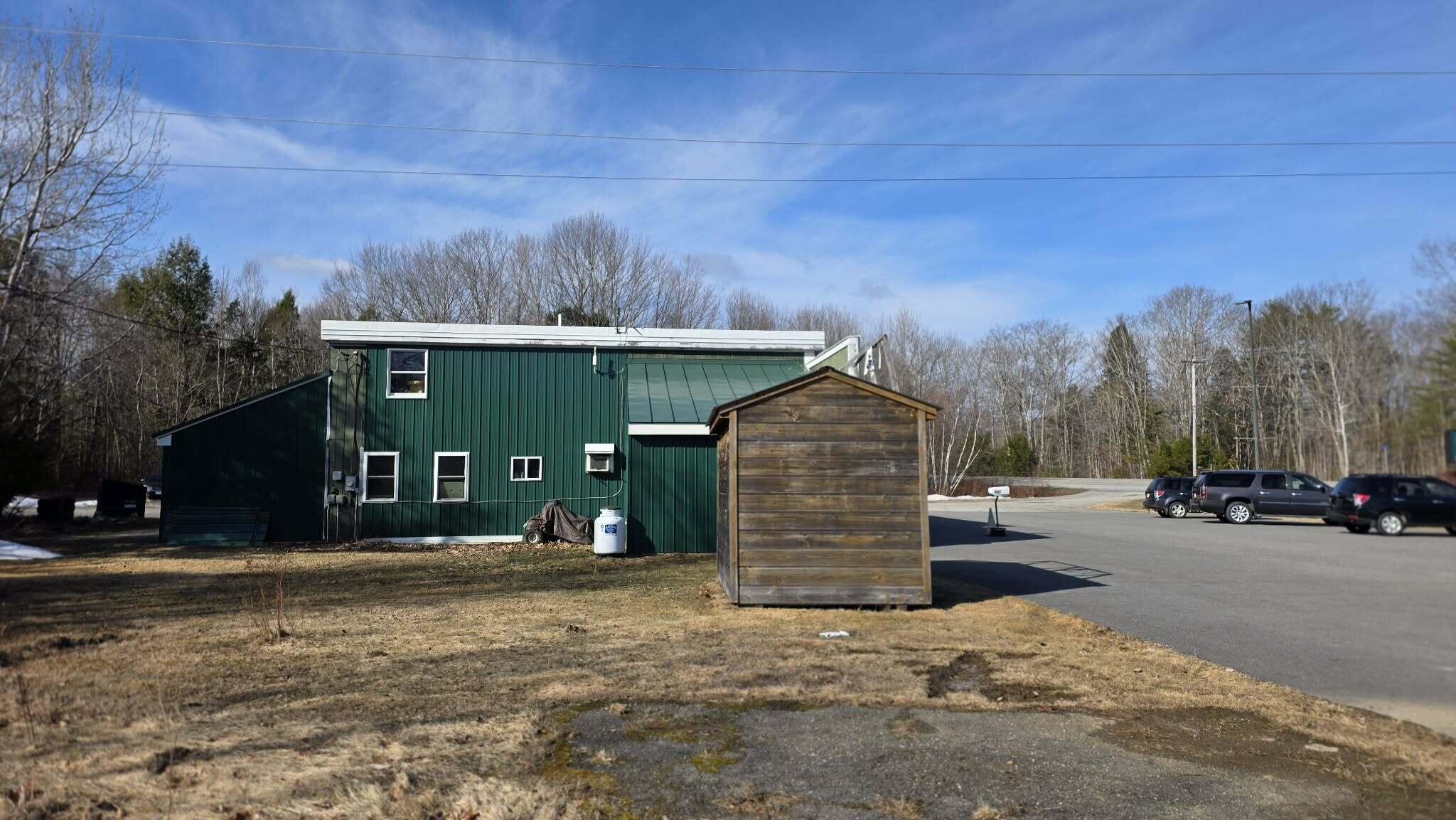 main property photo 20