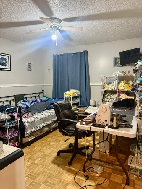 main property photo 25