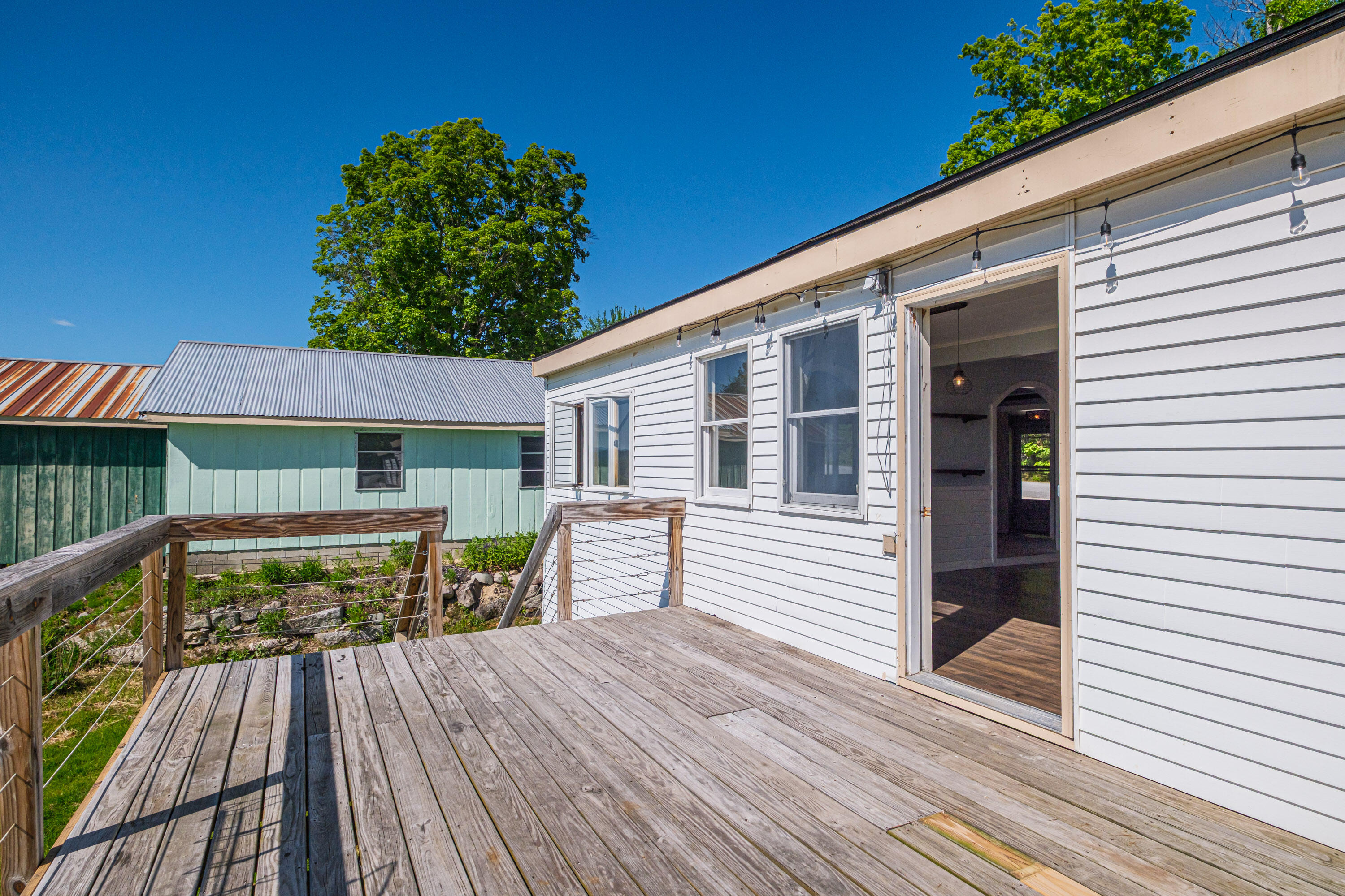 main property photo 33