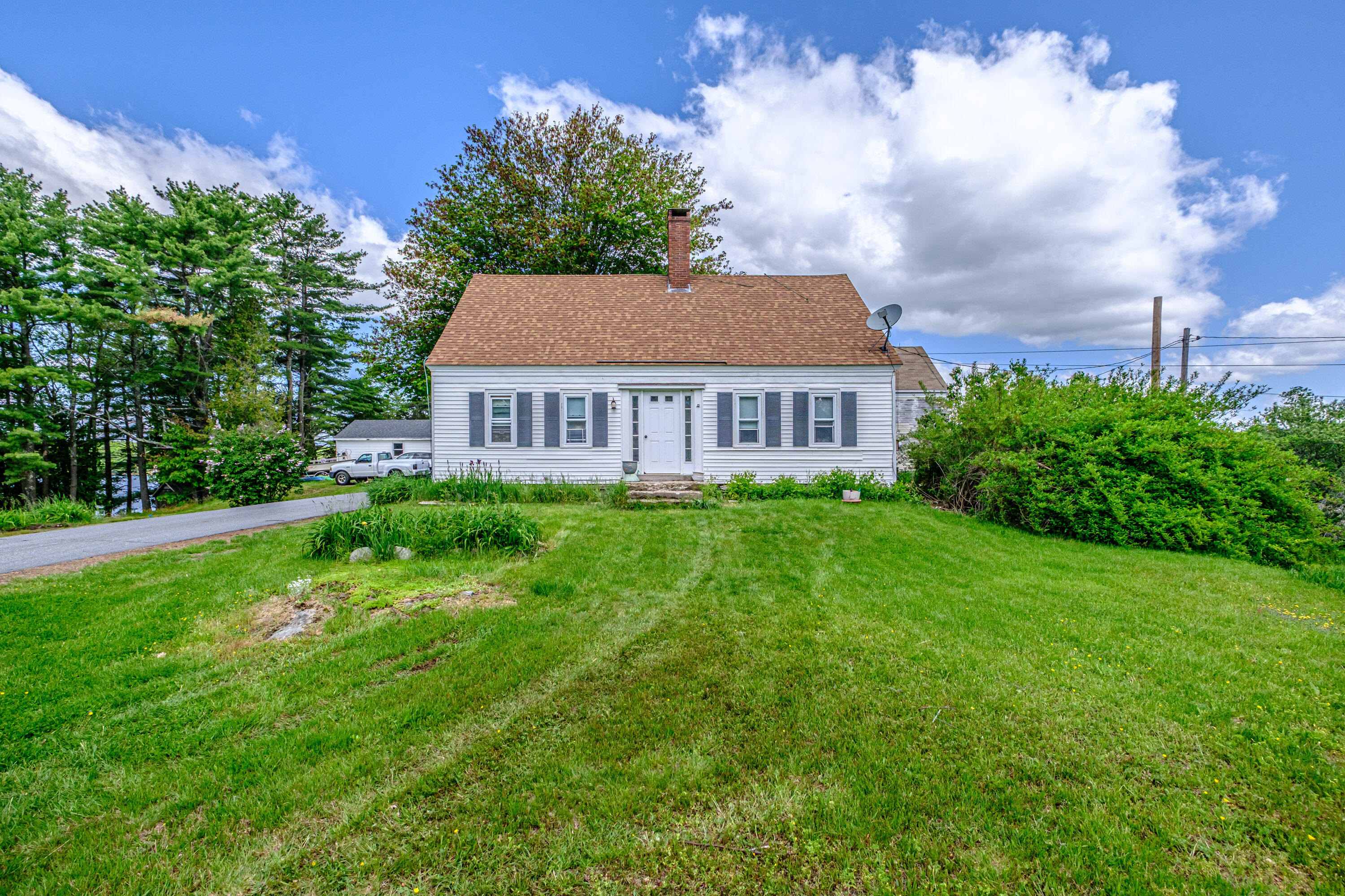main property photo 9