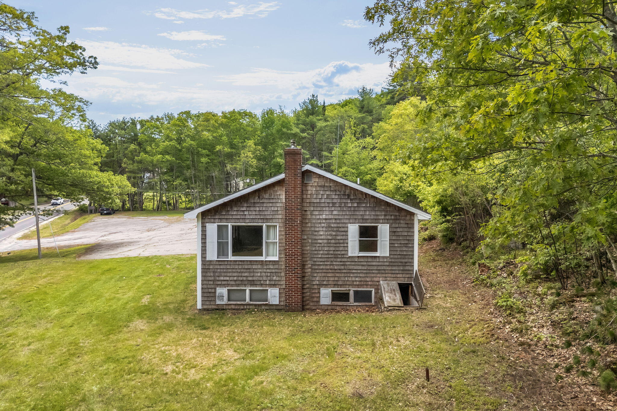 main property photo 48