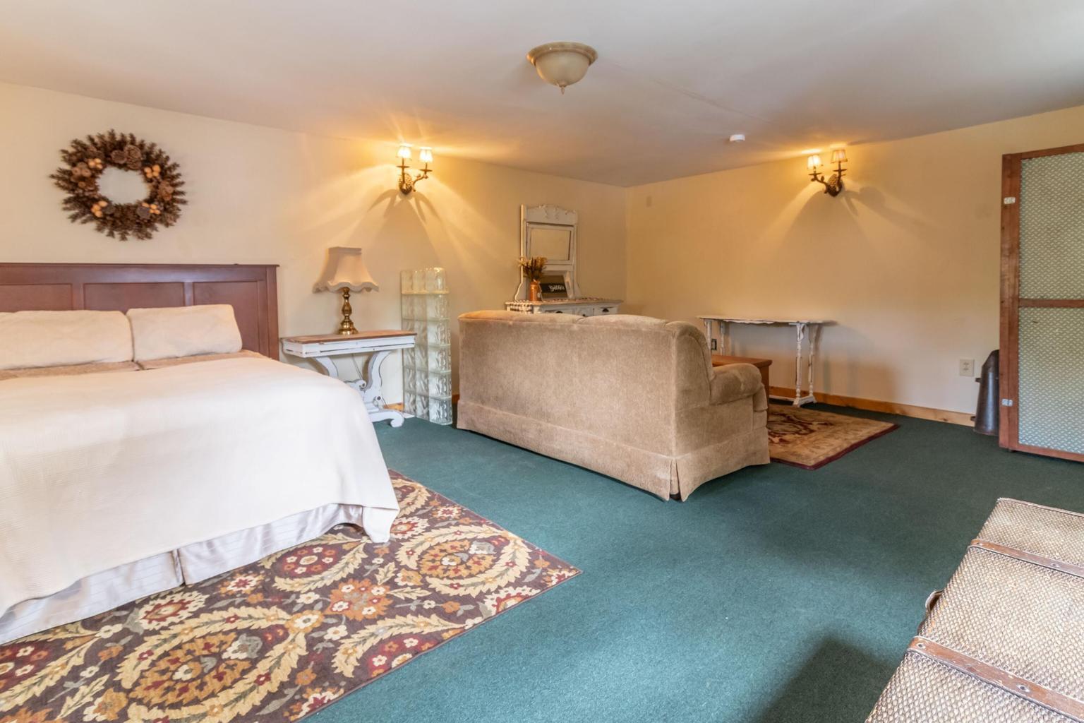 main property photo 59