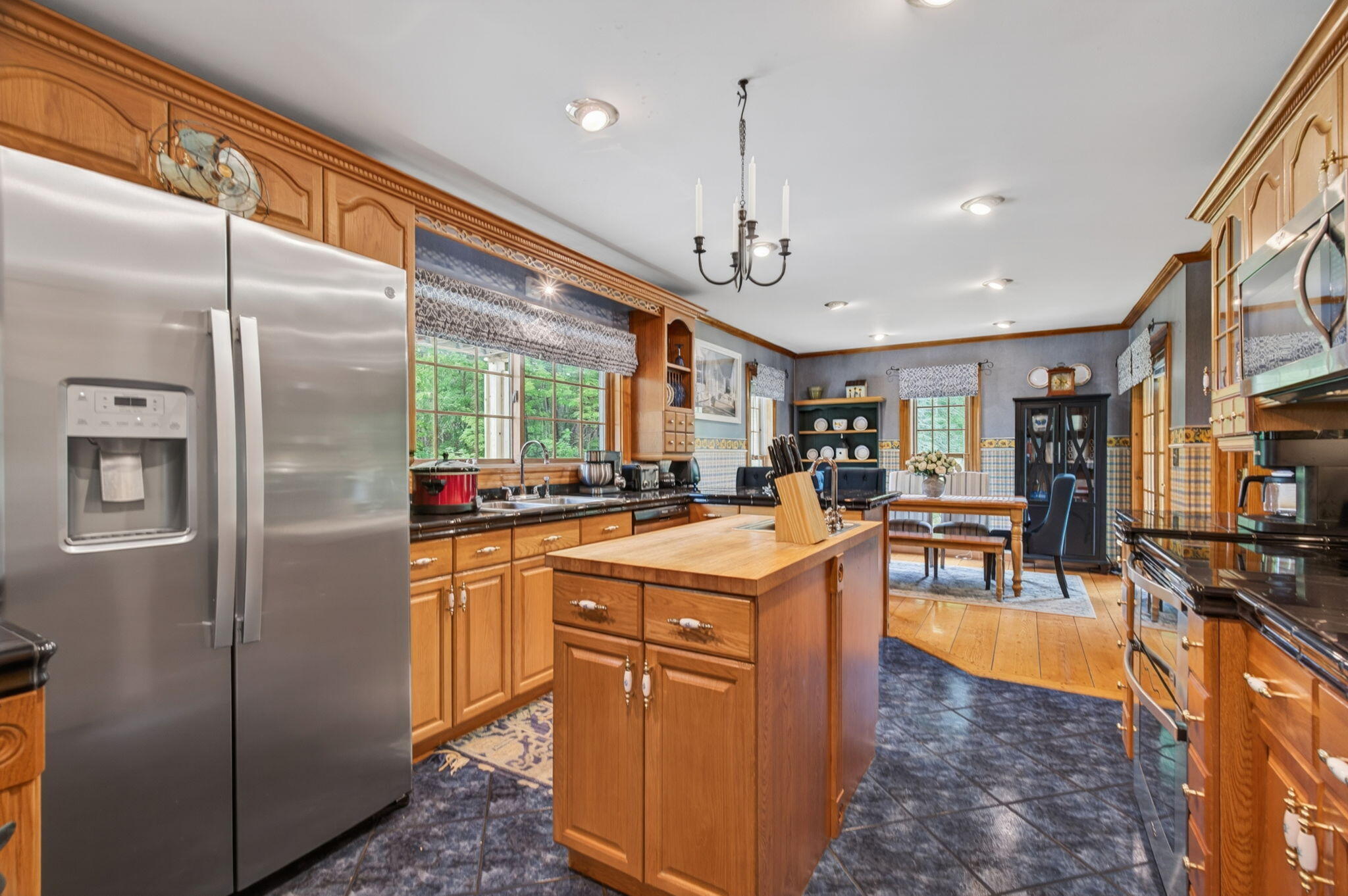 main property photo 27