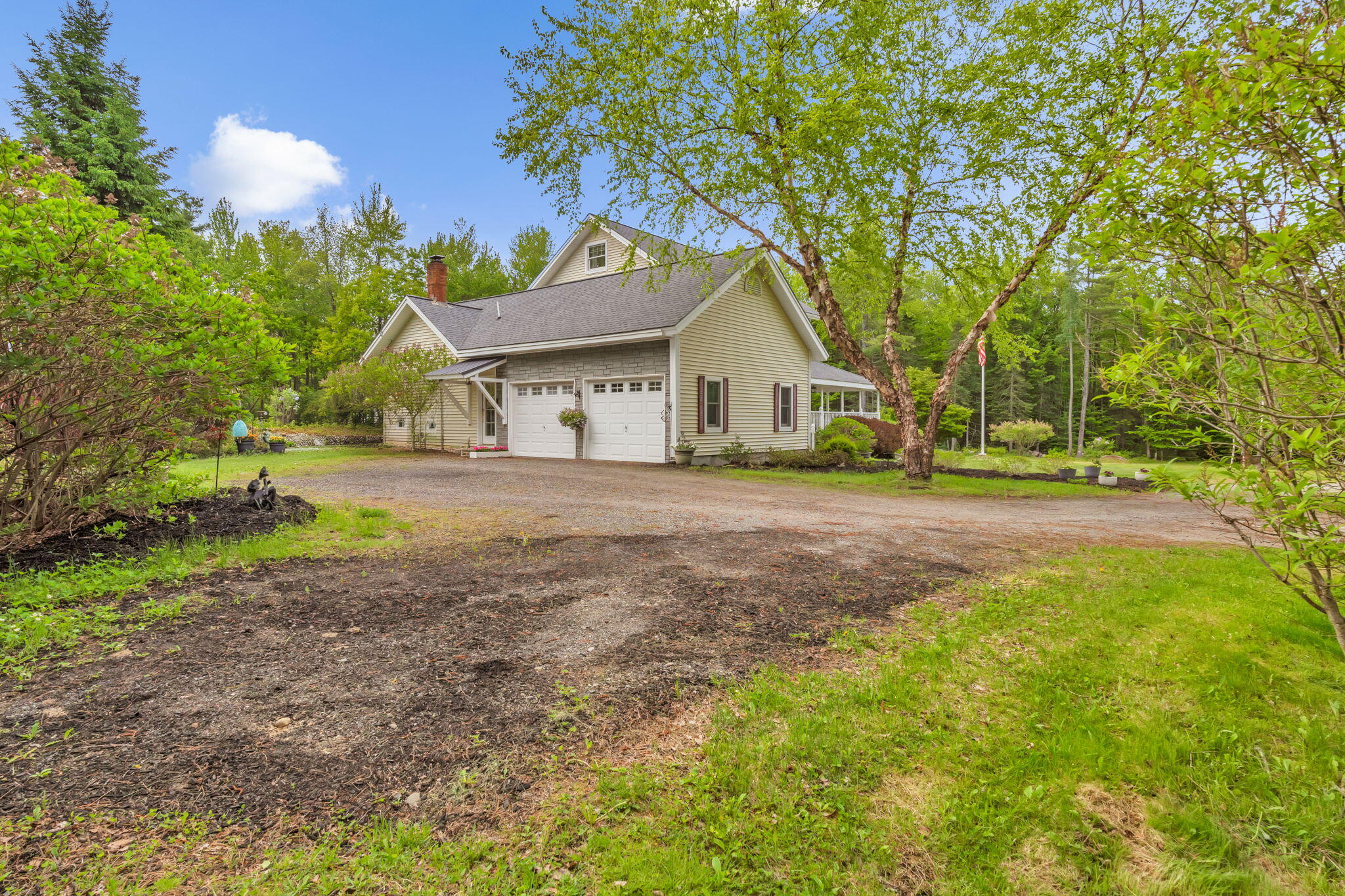 main property photo 90