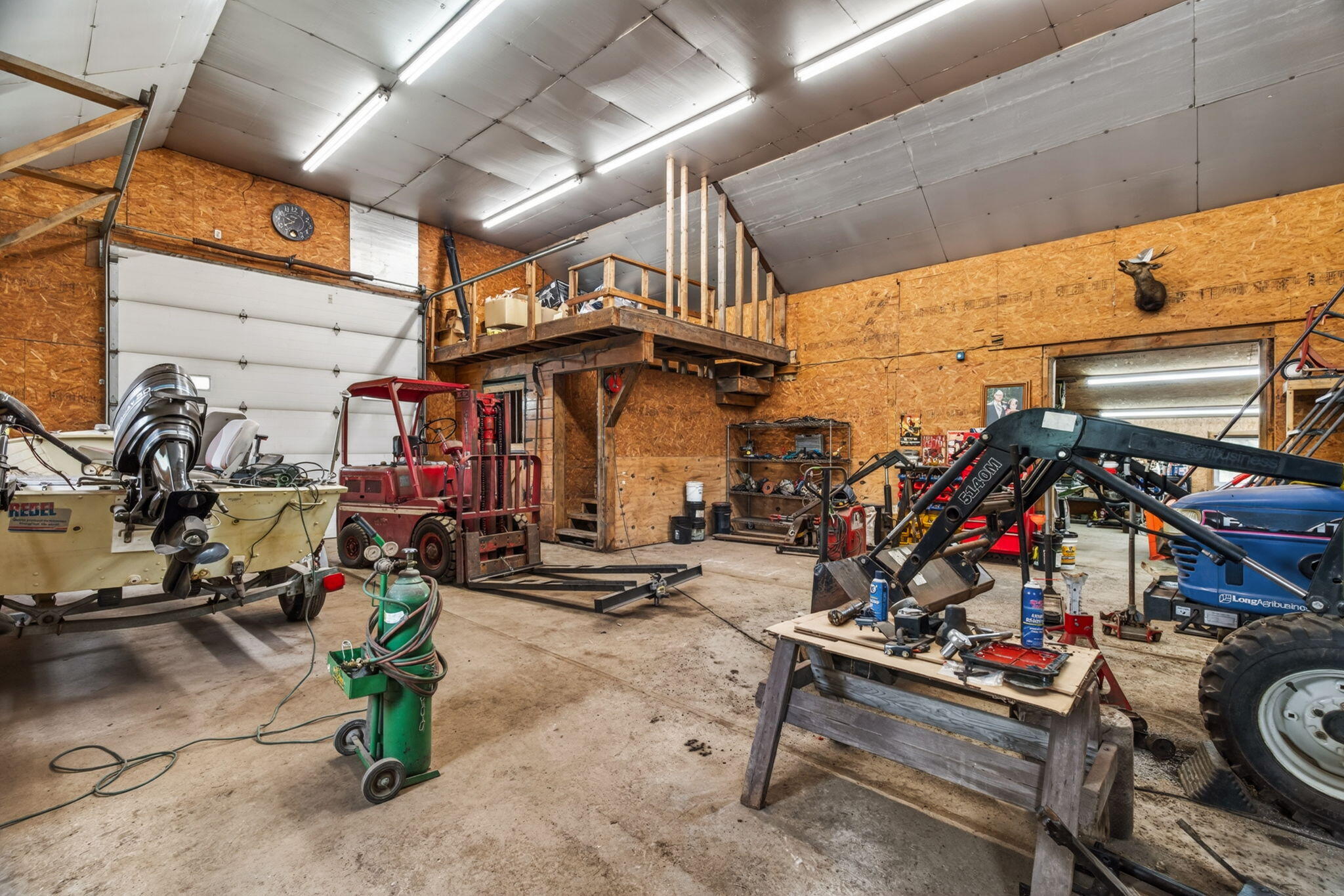 main property photo 109