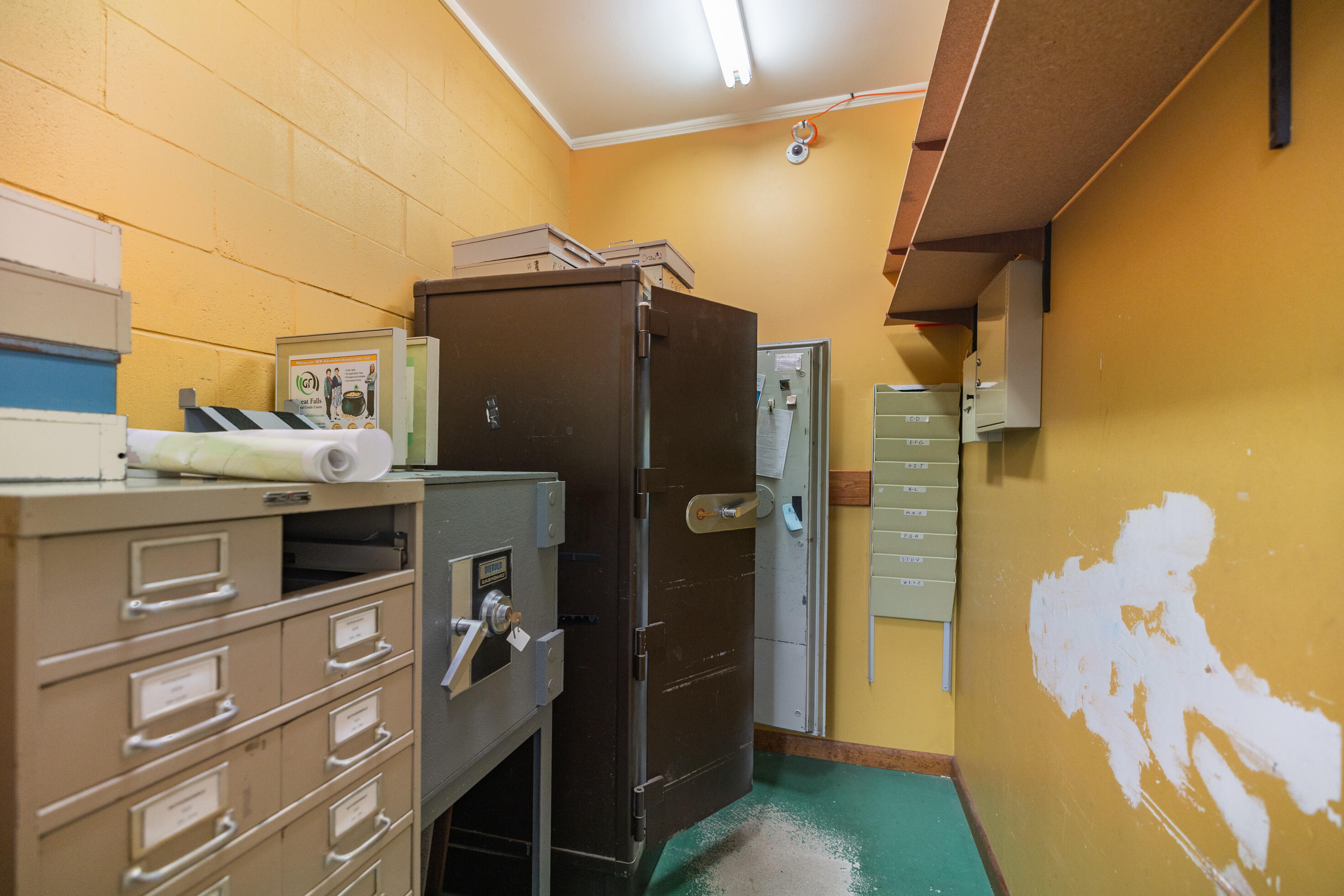 main property photo 16