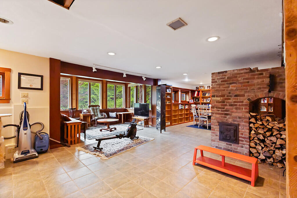 main property photo 62