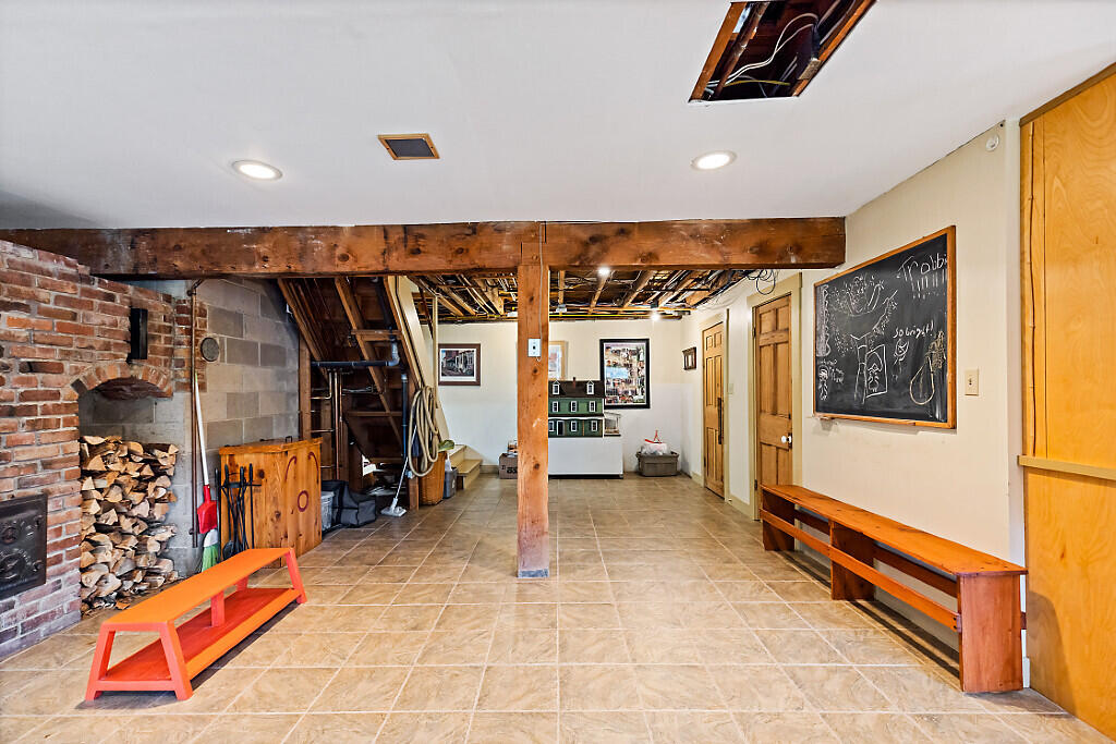 main property photo 64