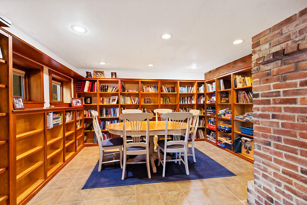 main property photo 65