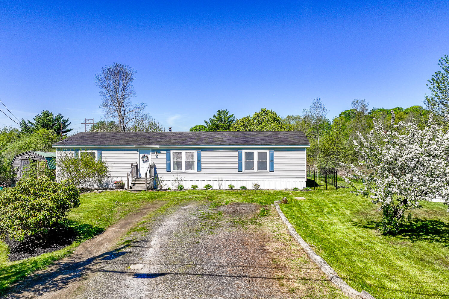 main property photo 22