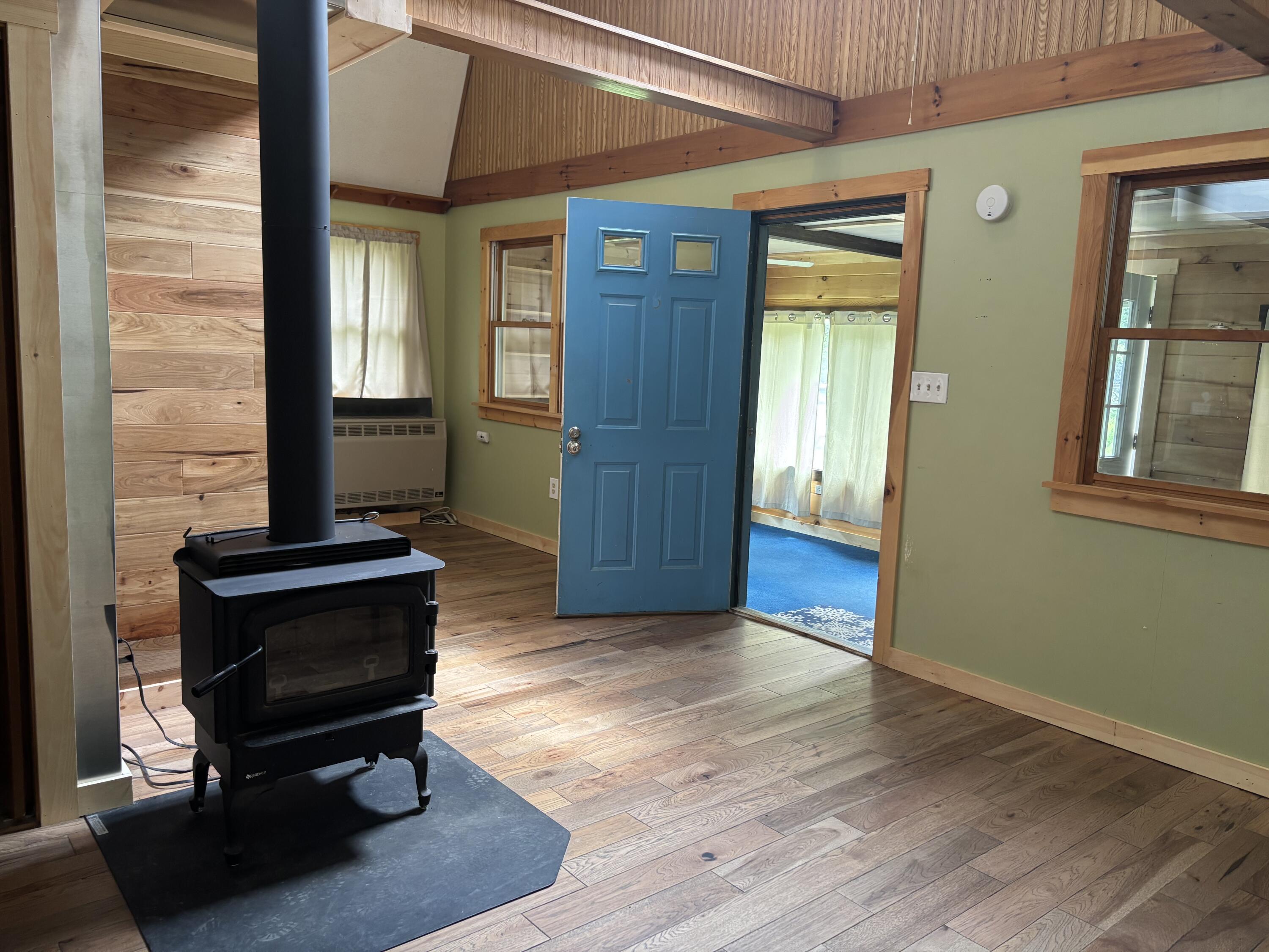 main property photo 37