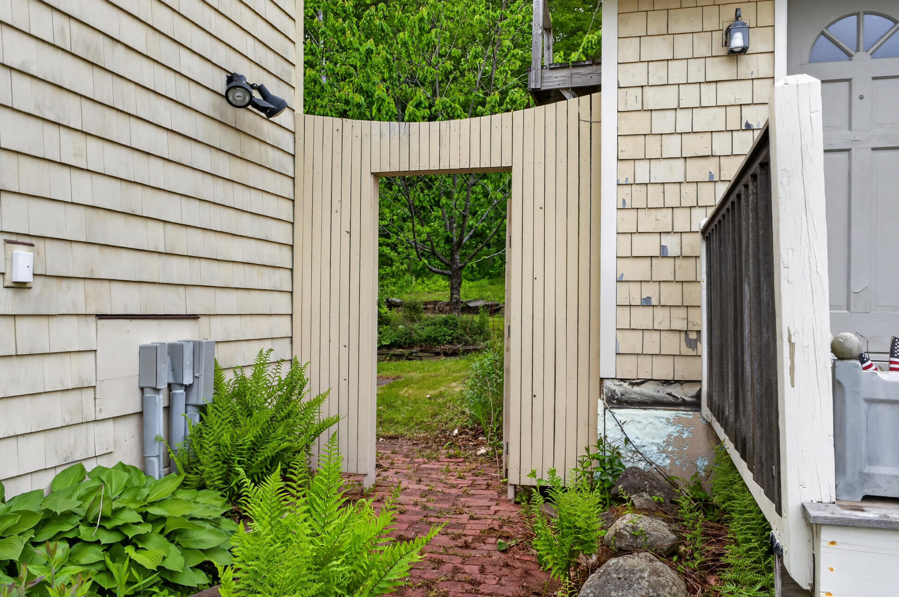 main property photo 76