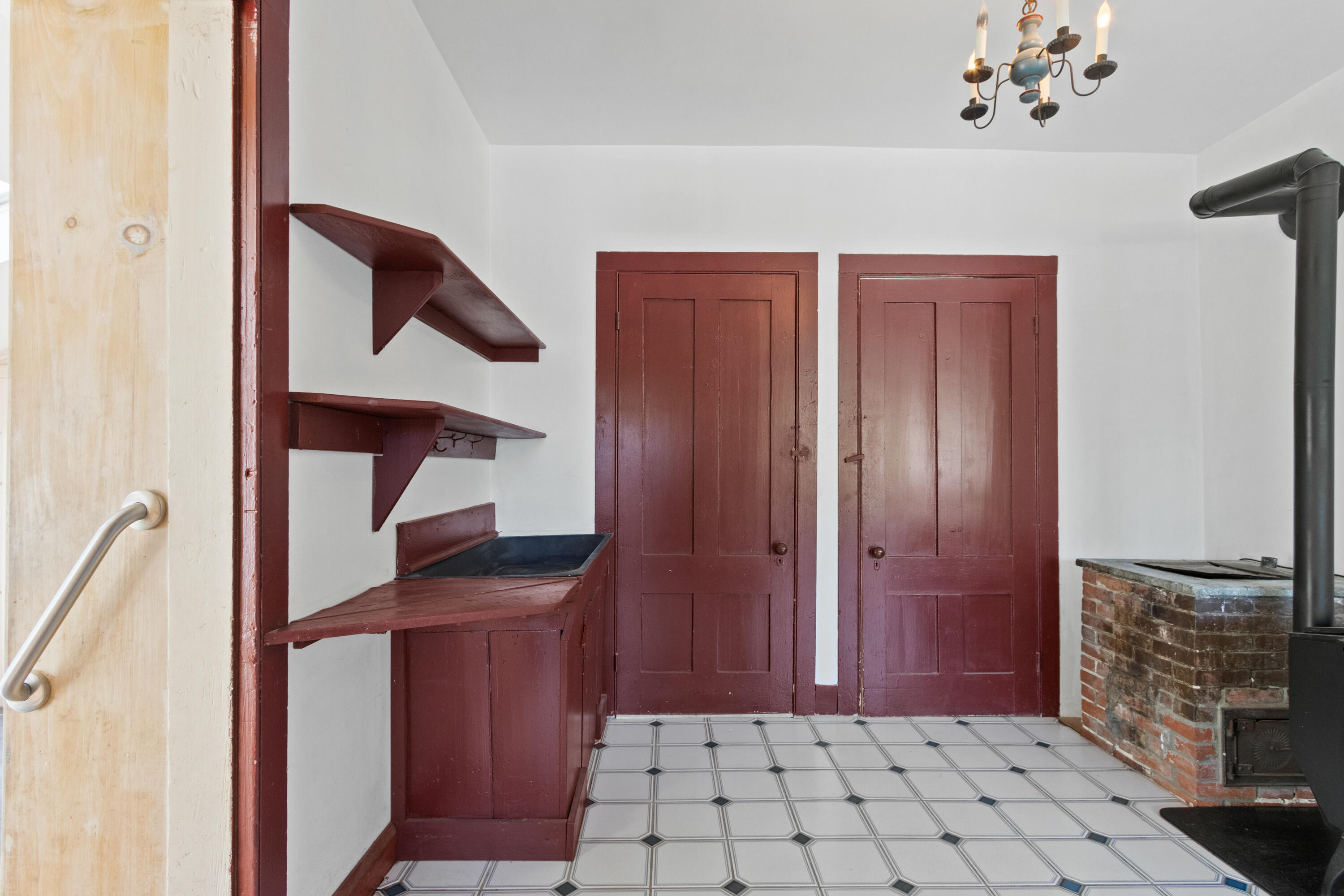 main property photo 32
