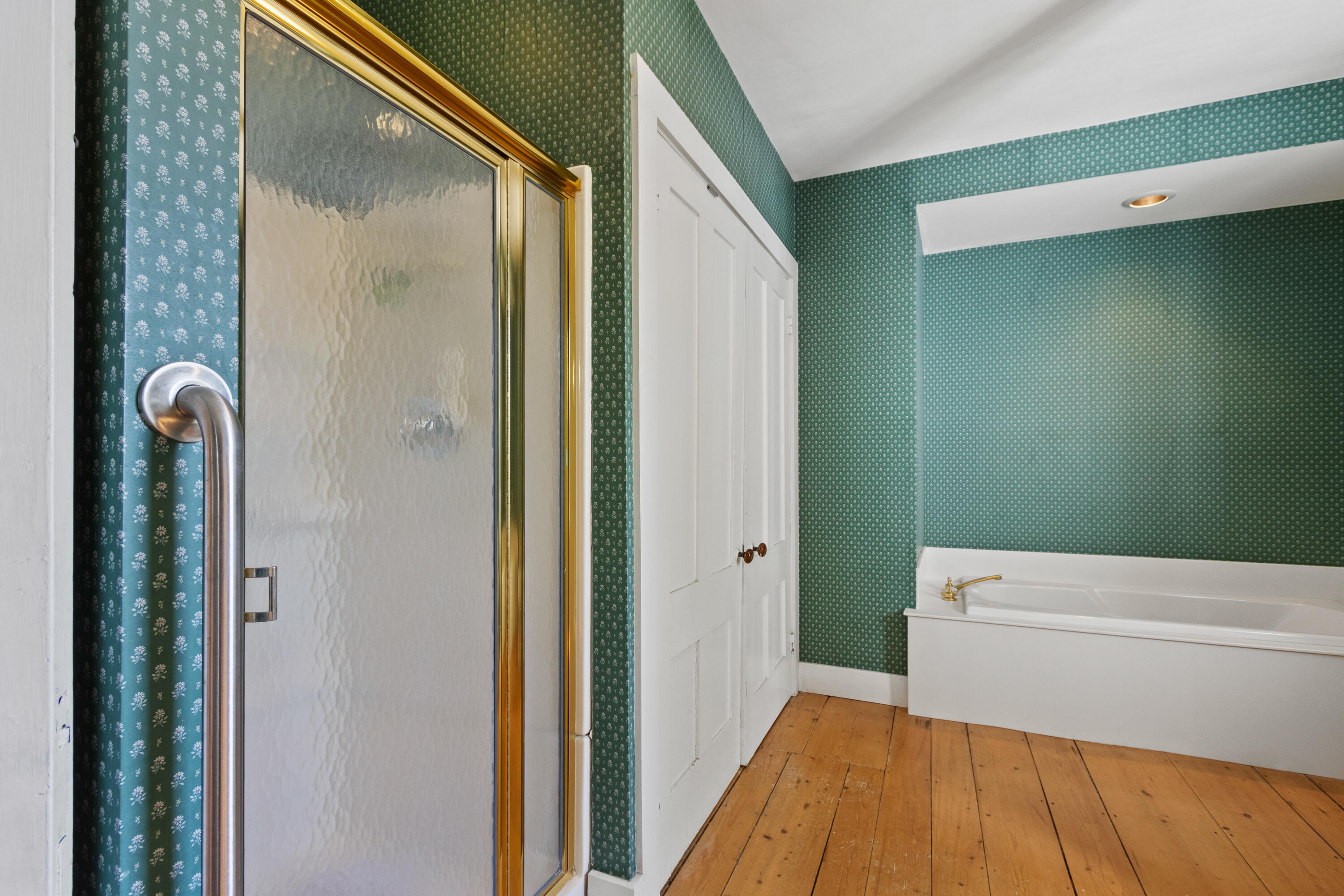 main property photo 74