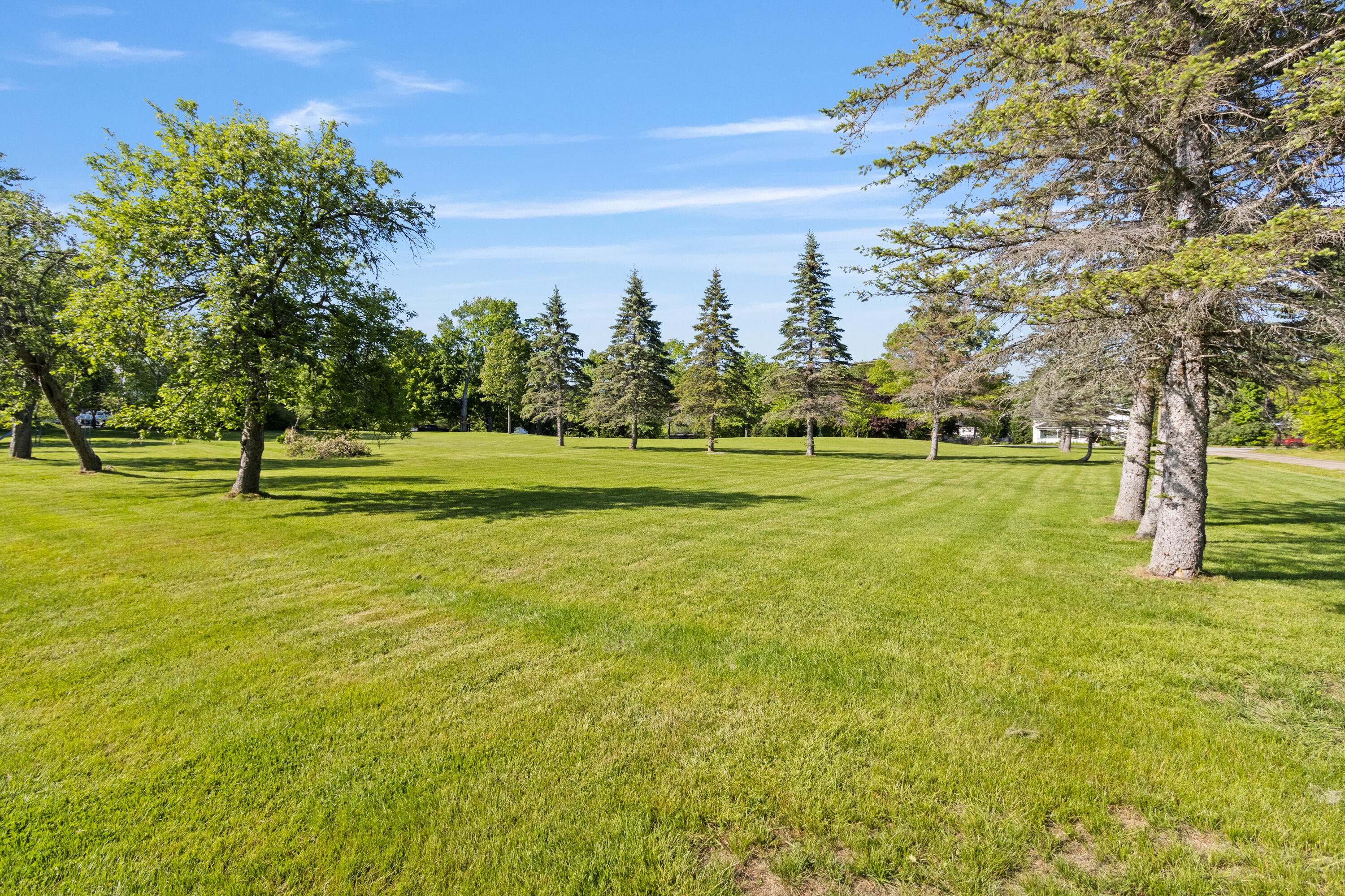 main property photo 90