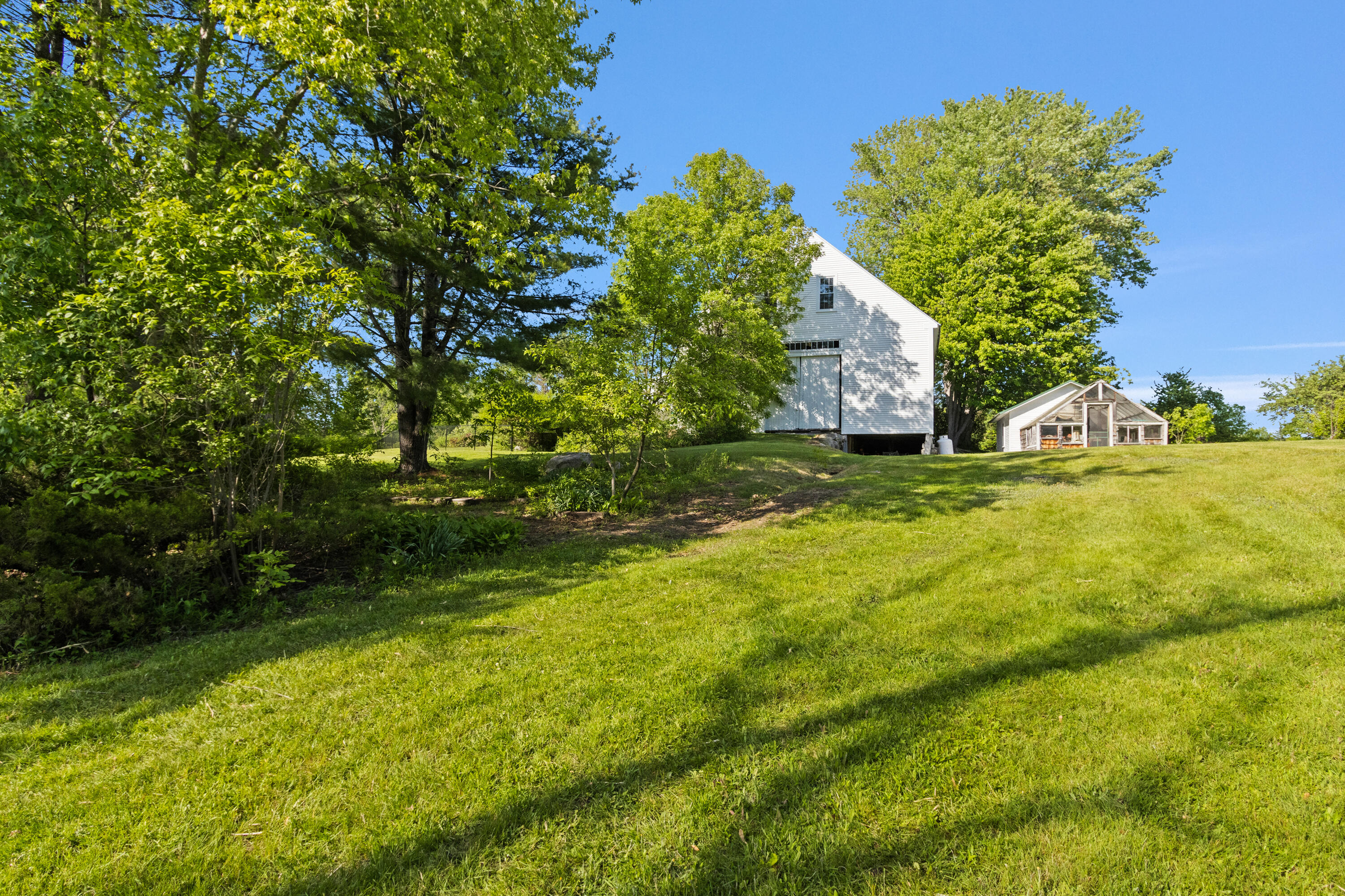 main property photo 94
