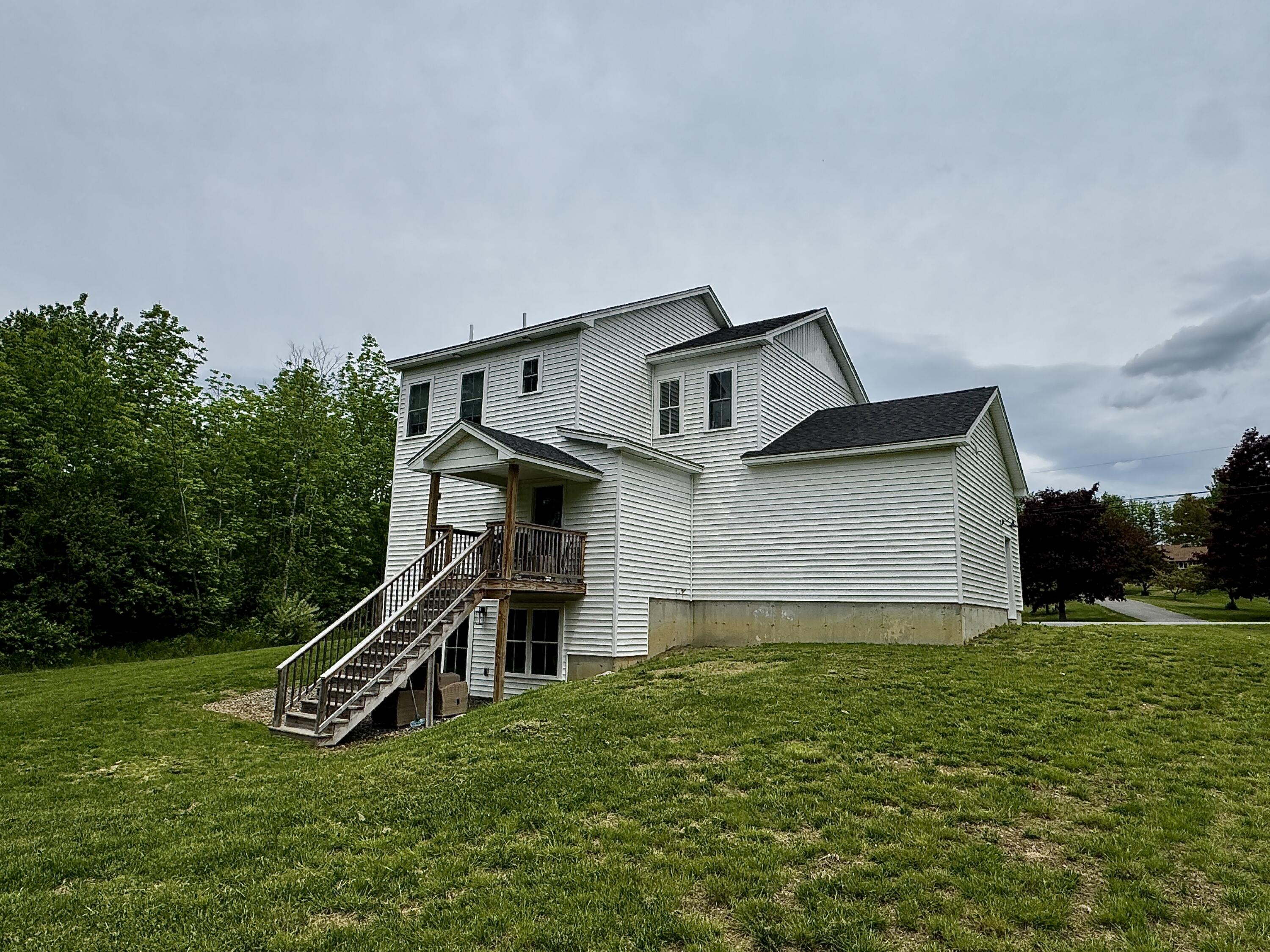 main property photo 5