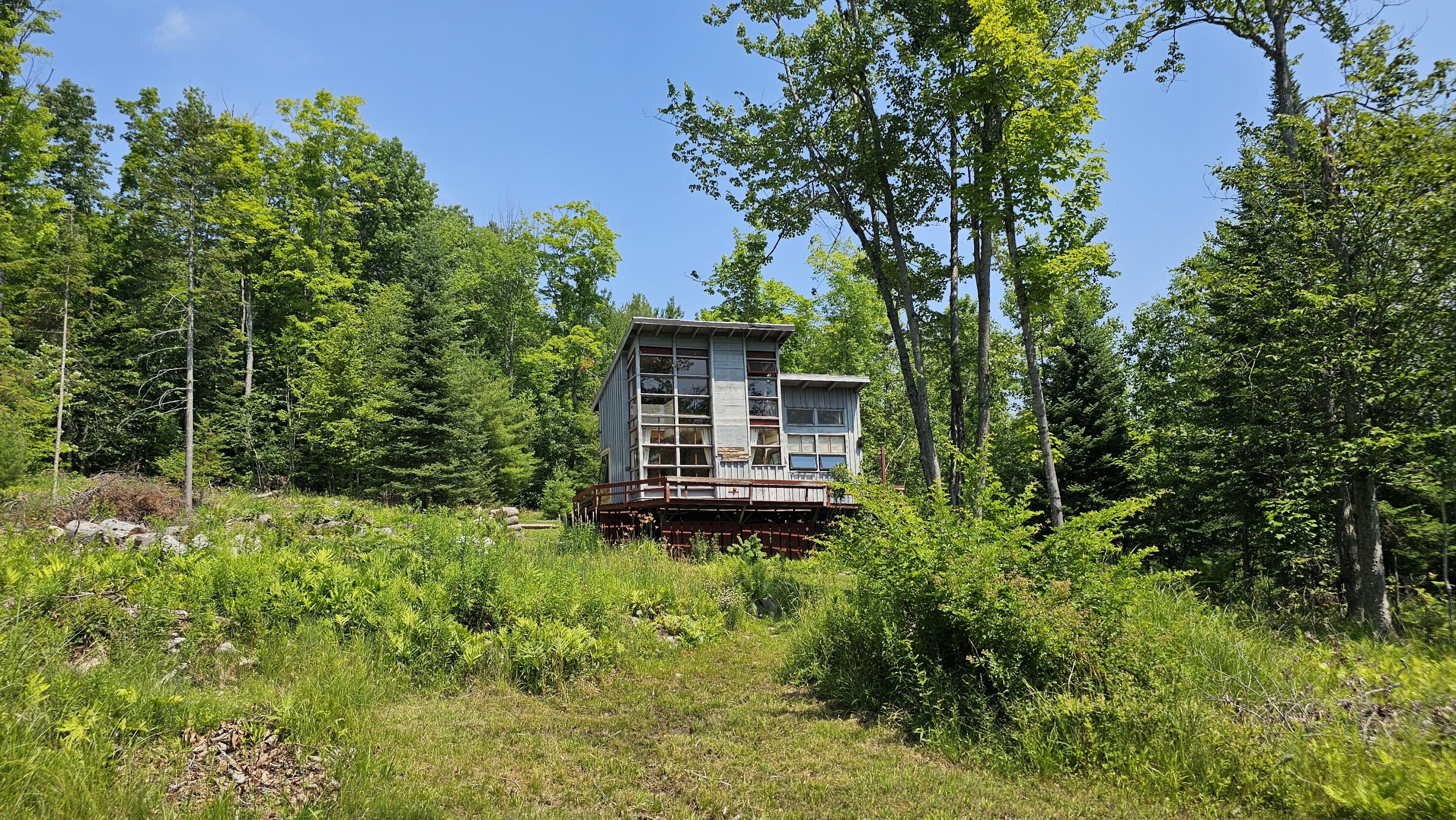 main property photo 8