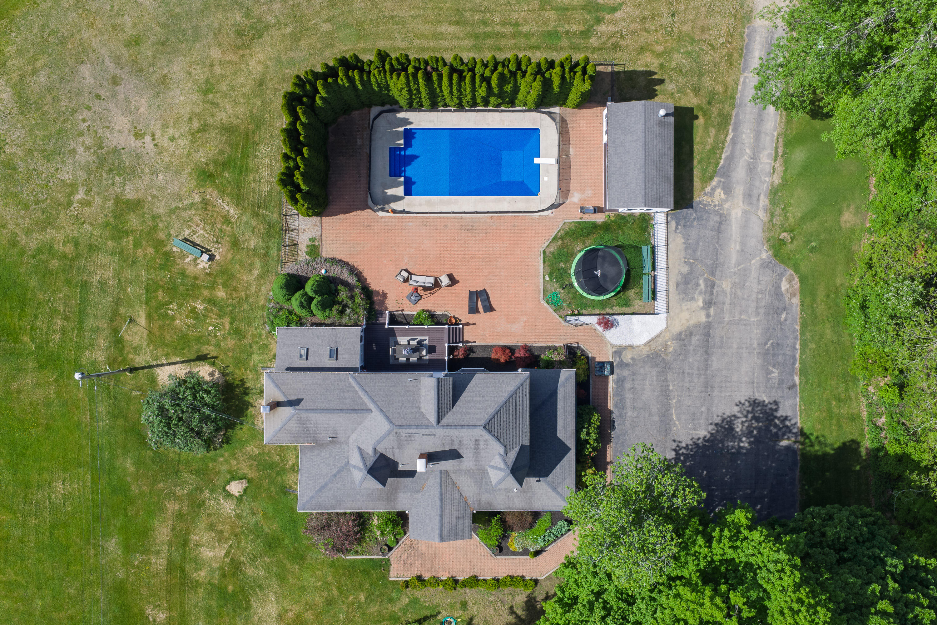main property photo 79