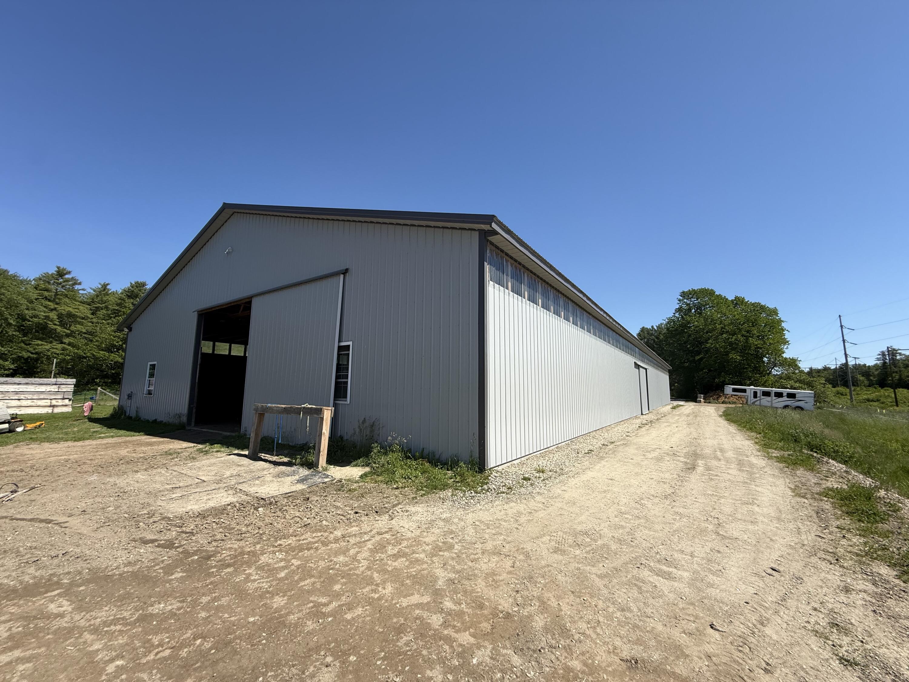 main property photo 29