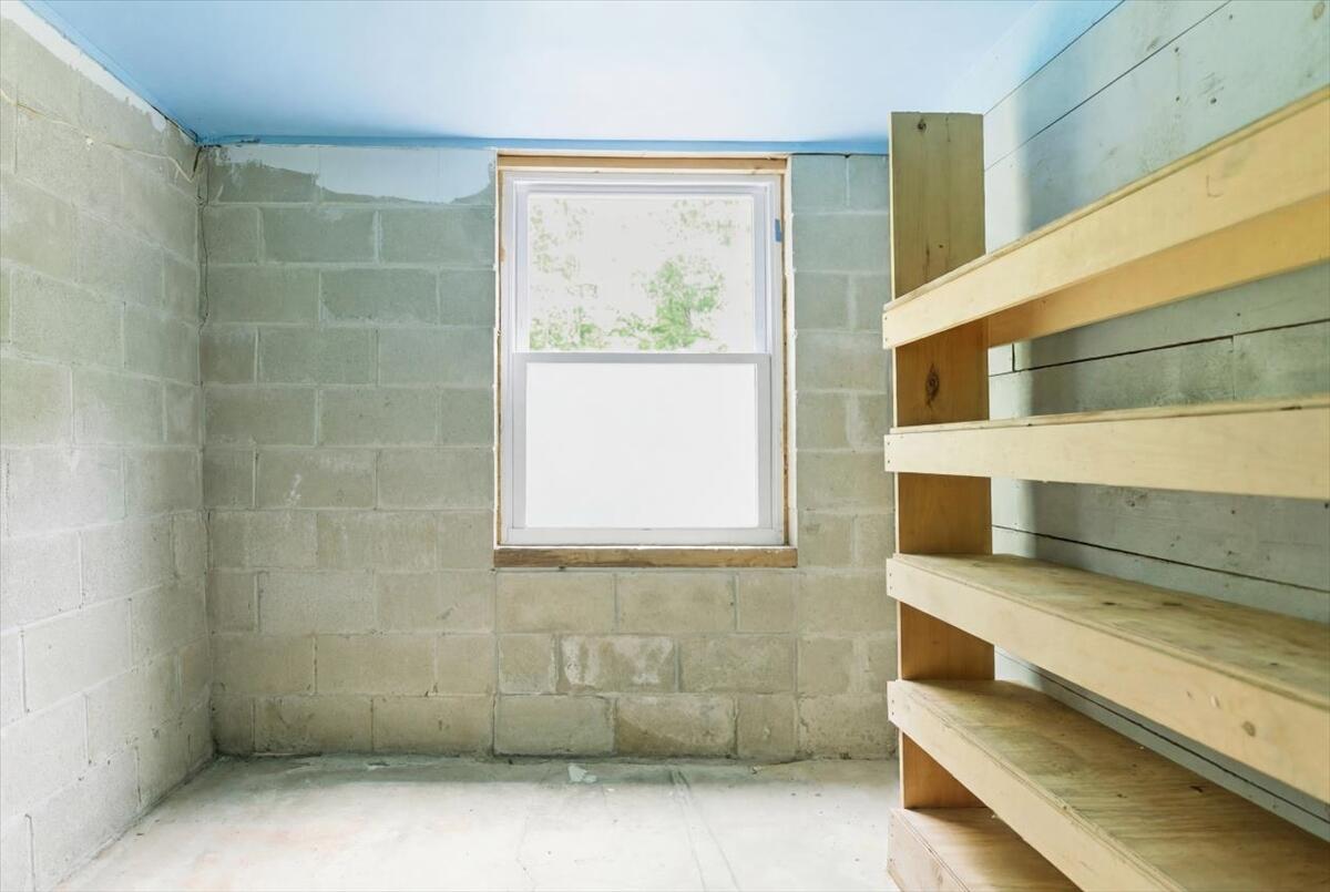 main property photo 66