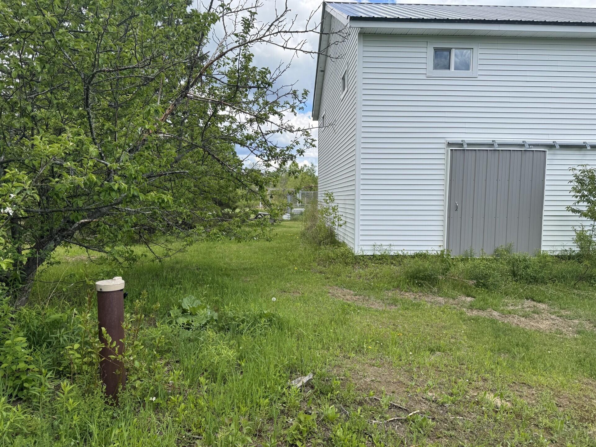 main property photo 22