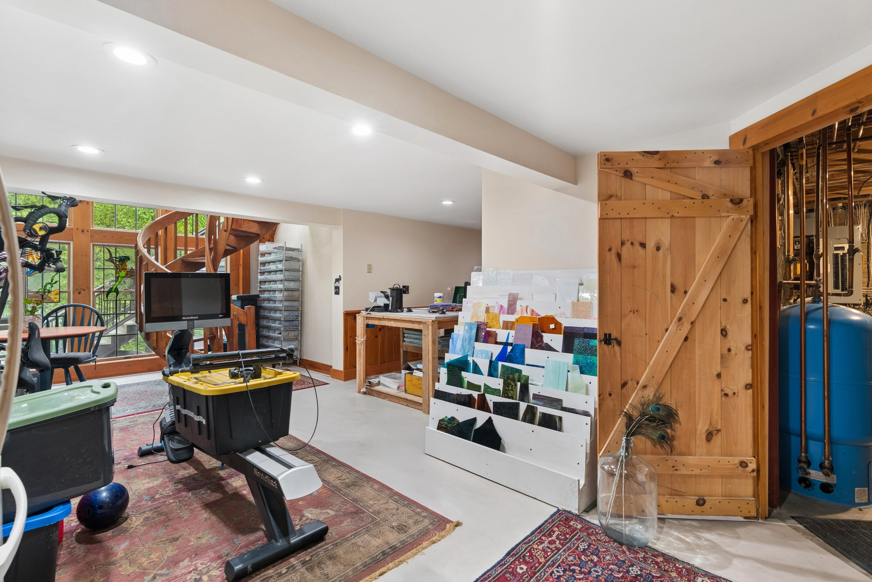 main property photo 44