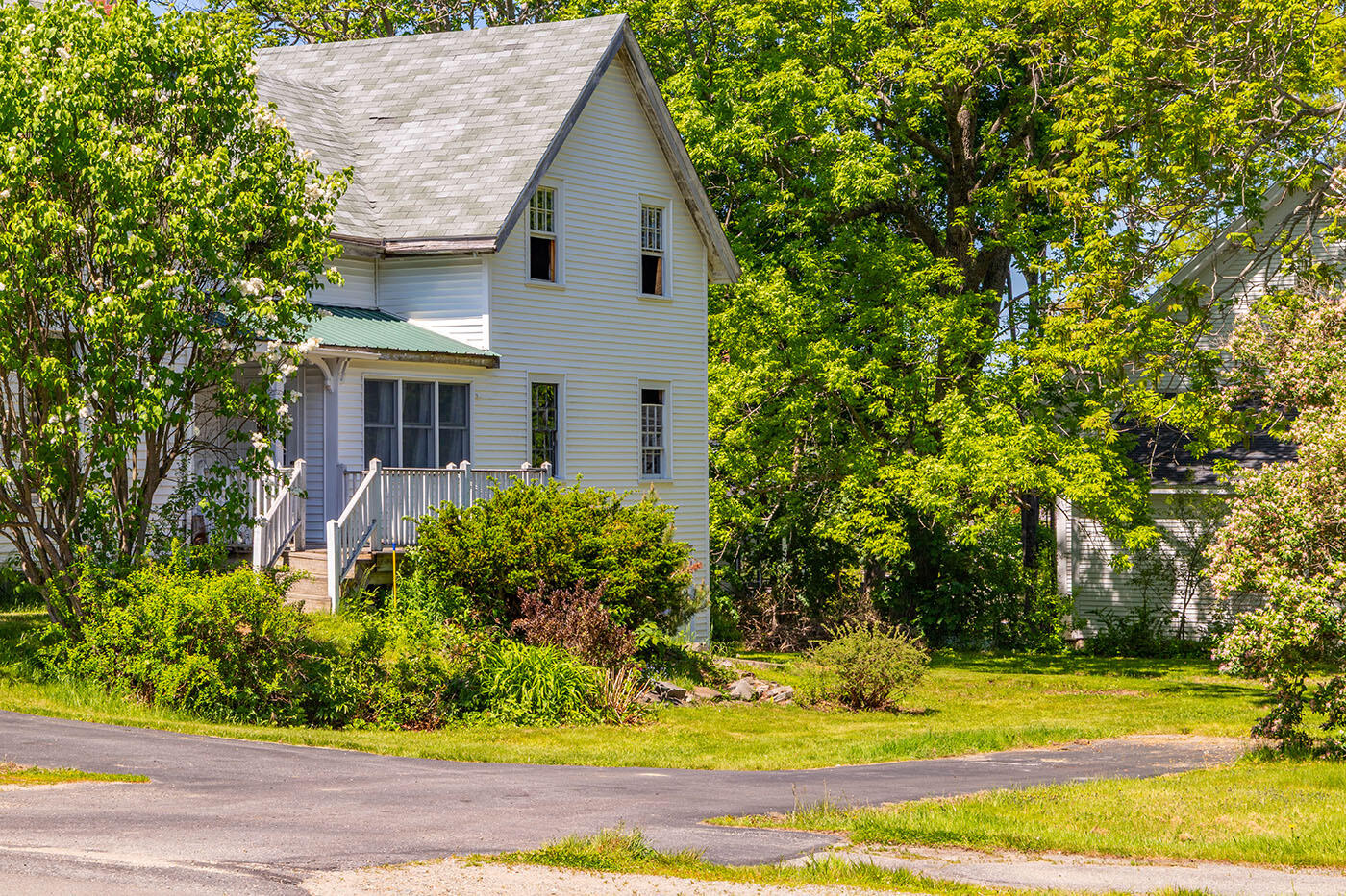 main property photo 33