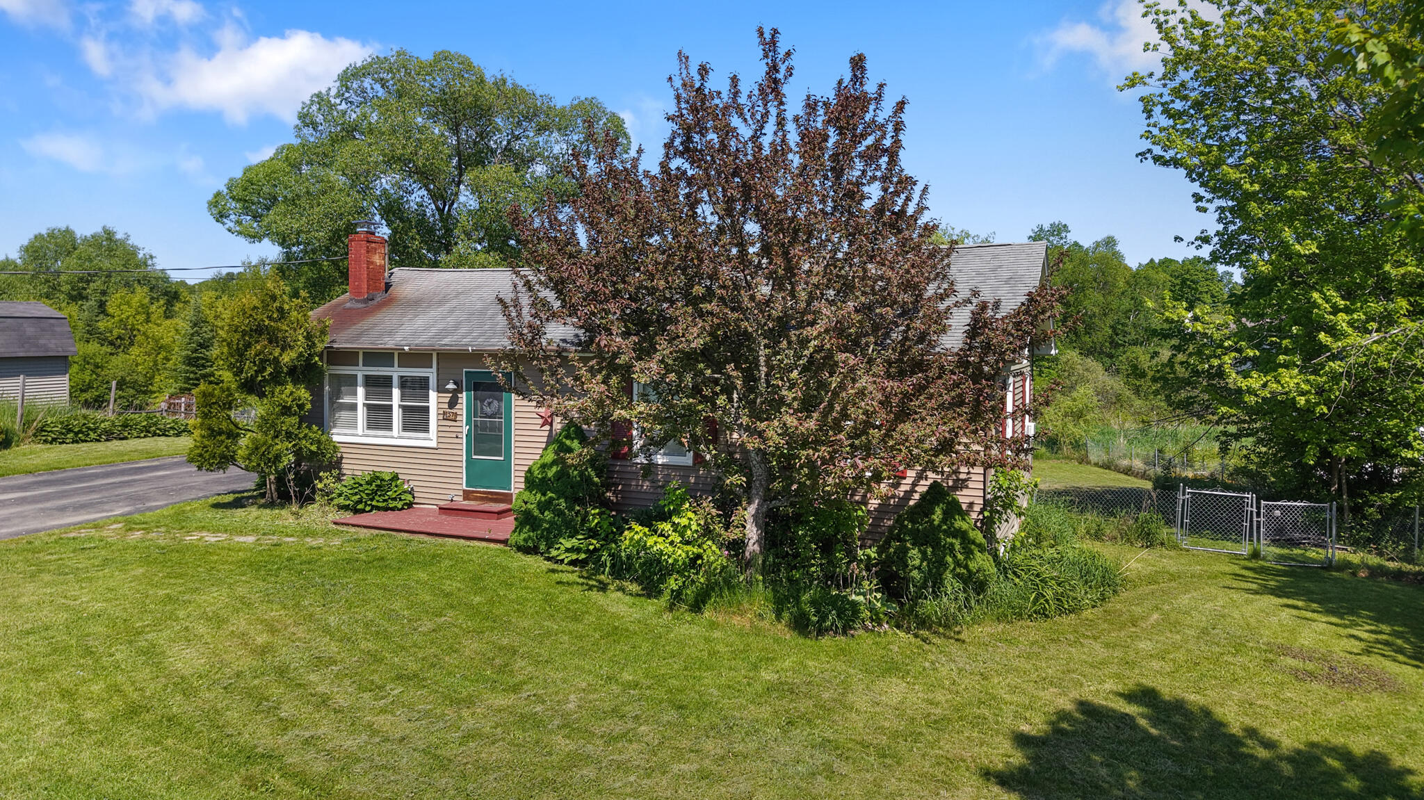 main property photo 38
