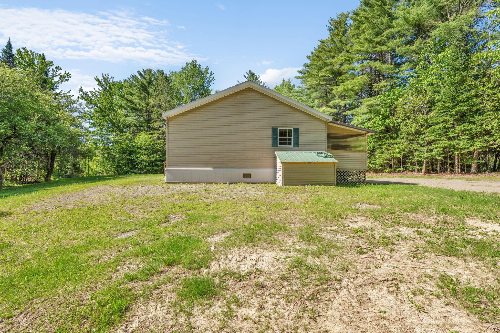 main property photo 44