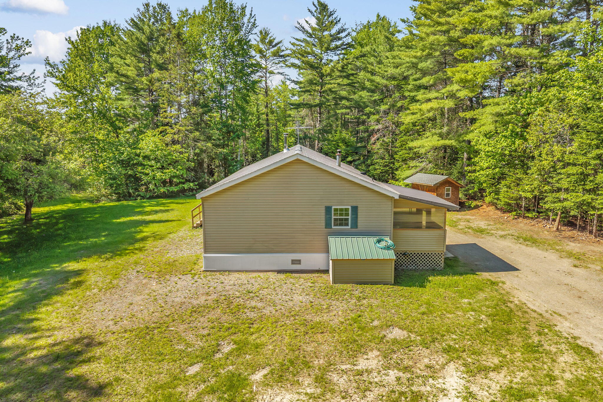 main property photo 51