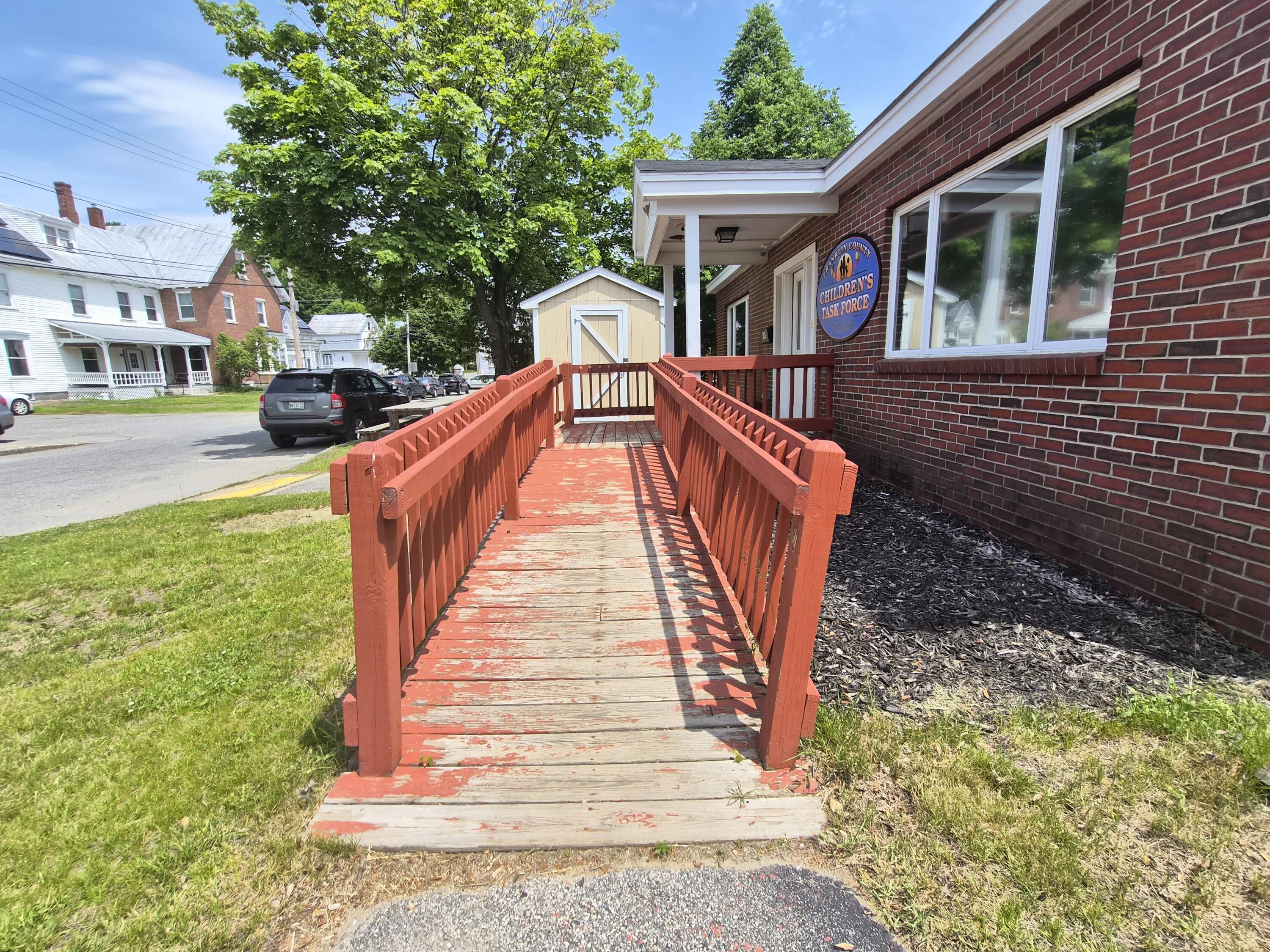 main property photo 32