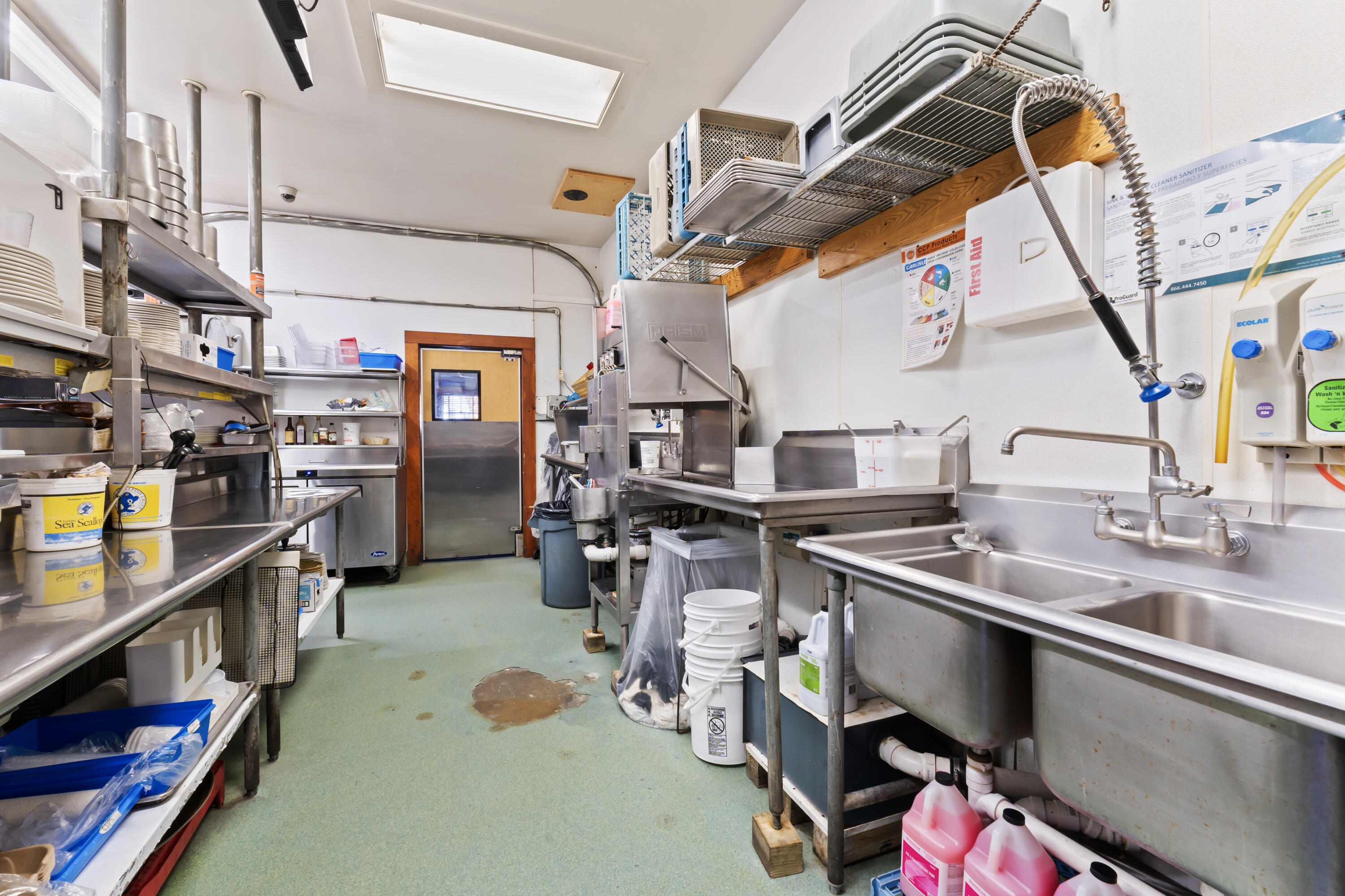 main property photo 45