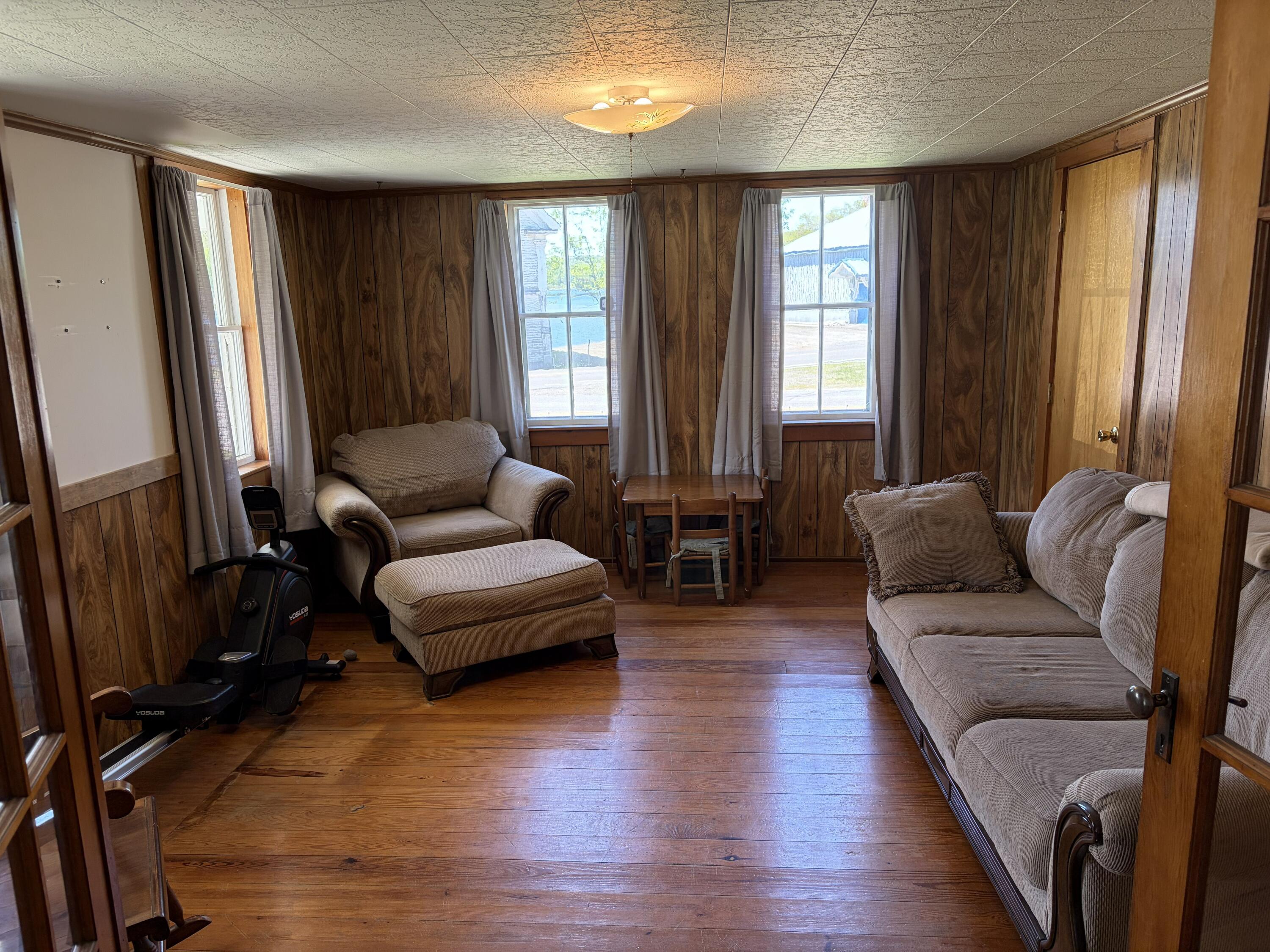 main property photo 42