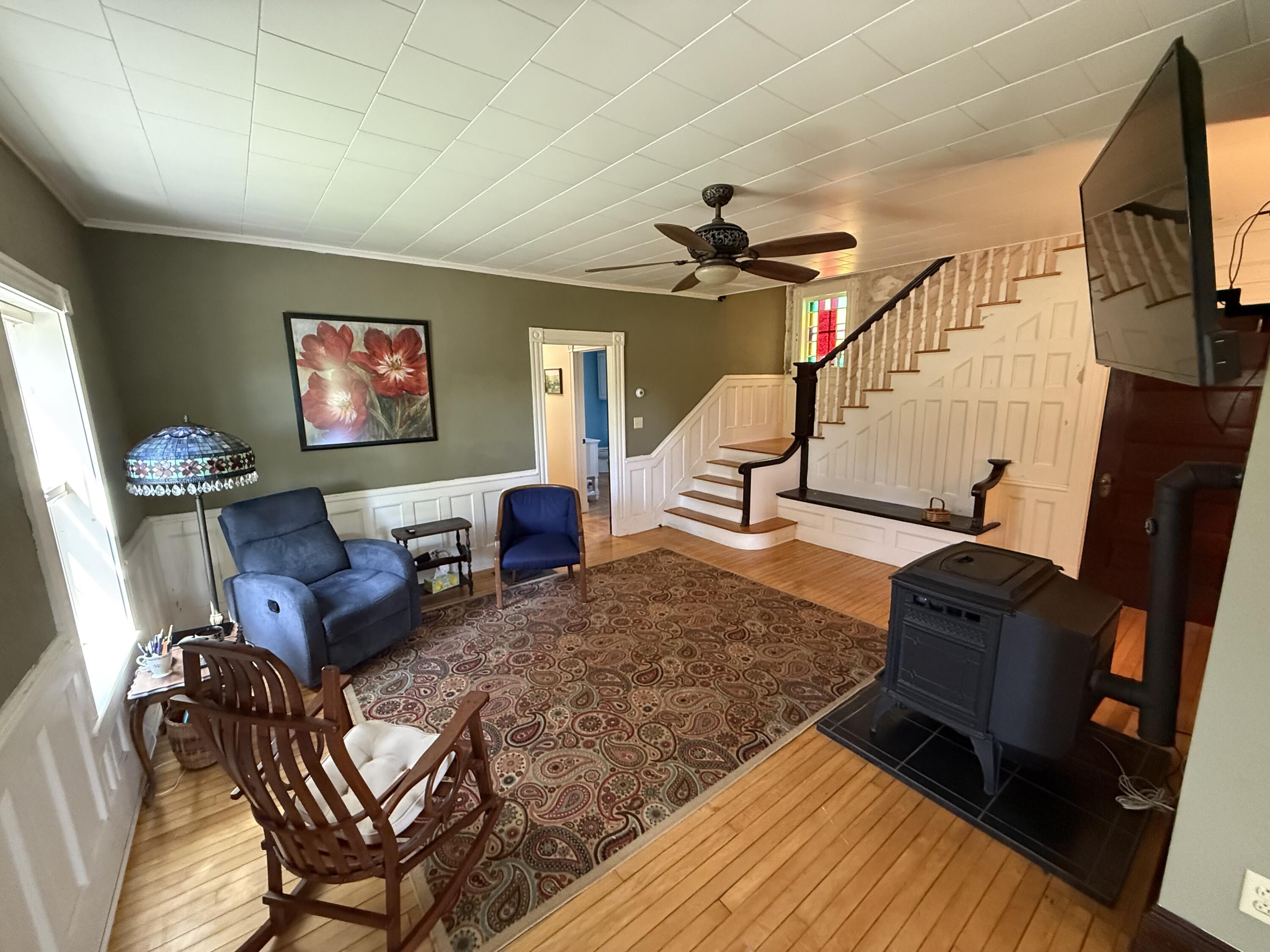 main property photo 36