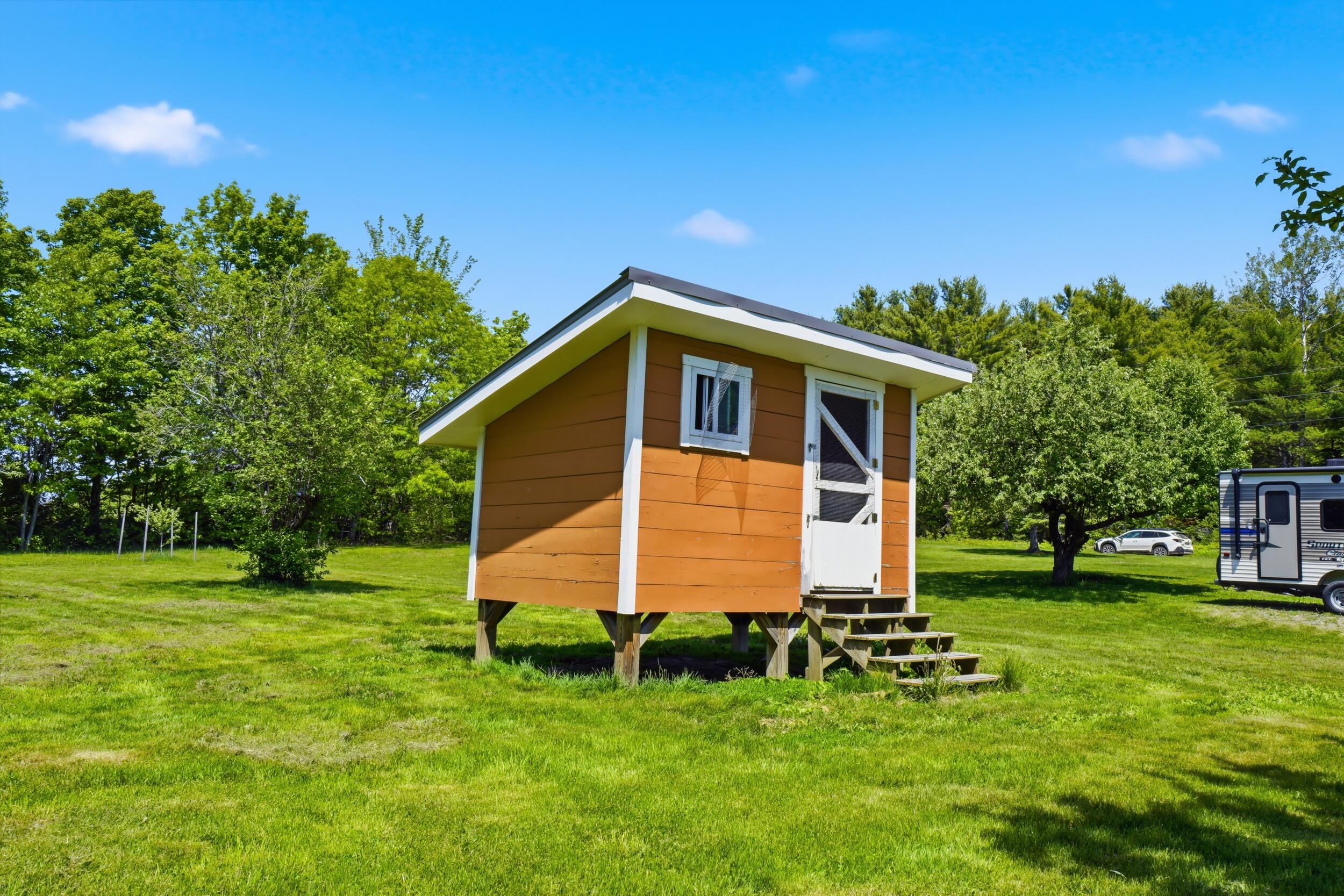 main property photo 5