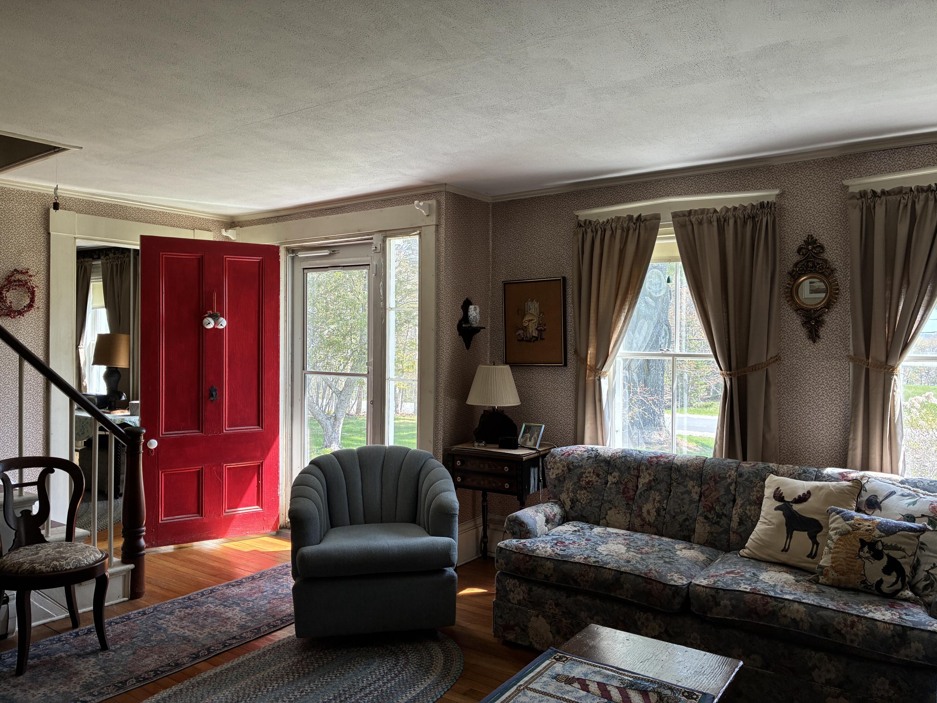 main property photo 9