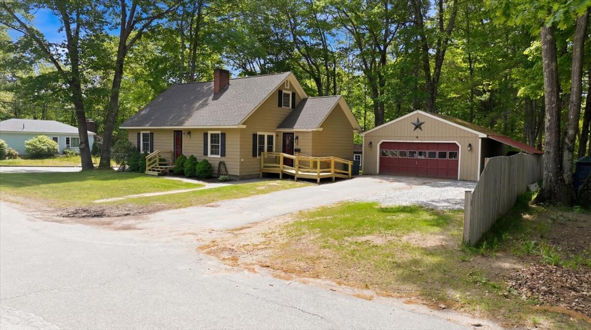 main property photo 39