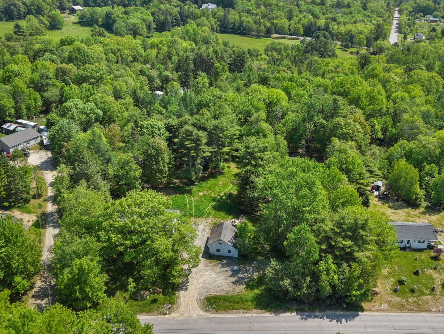 main property photo 41