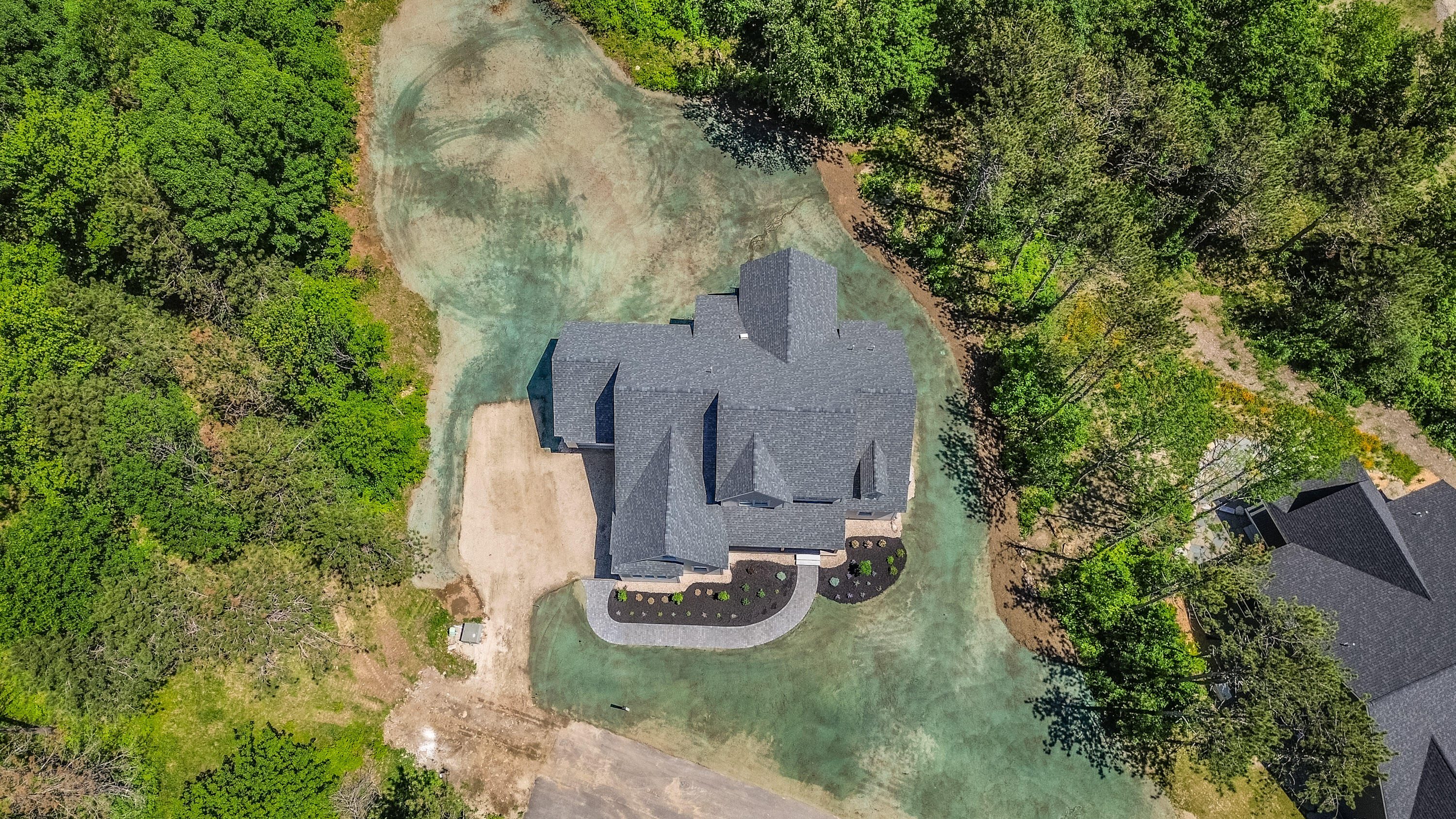 main property photo 70