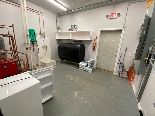 main property photo 37