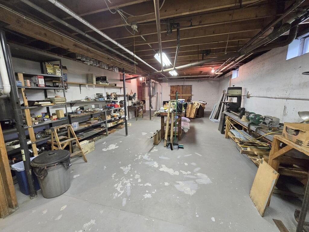 main property photo 51