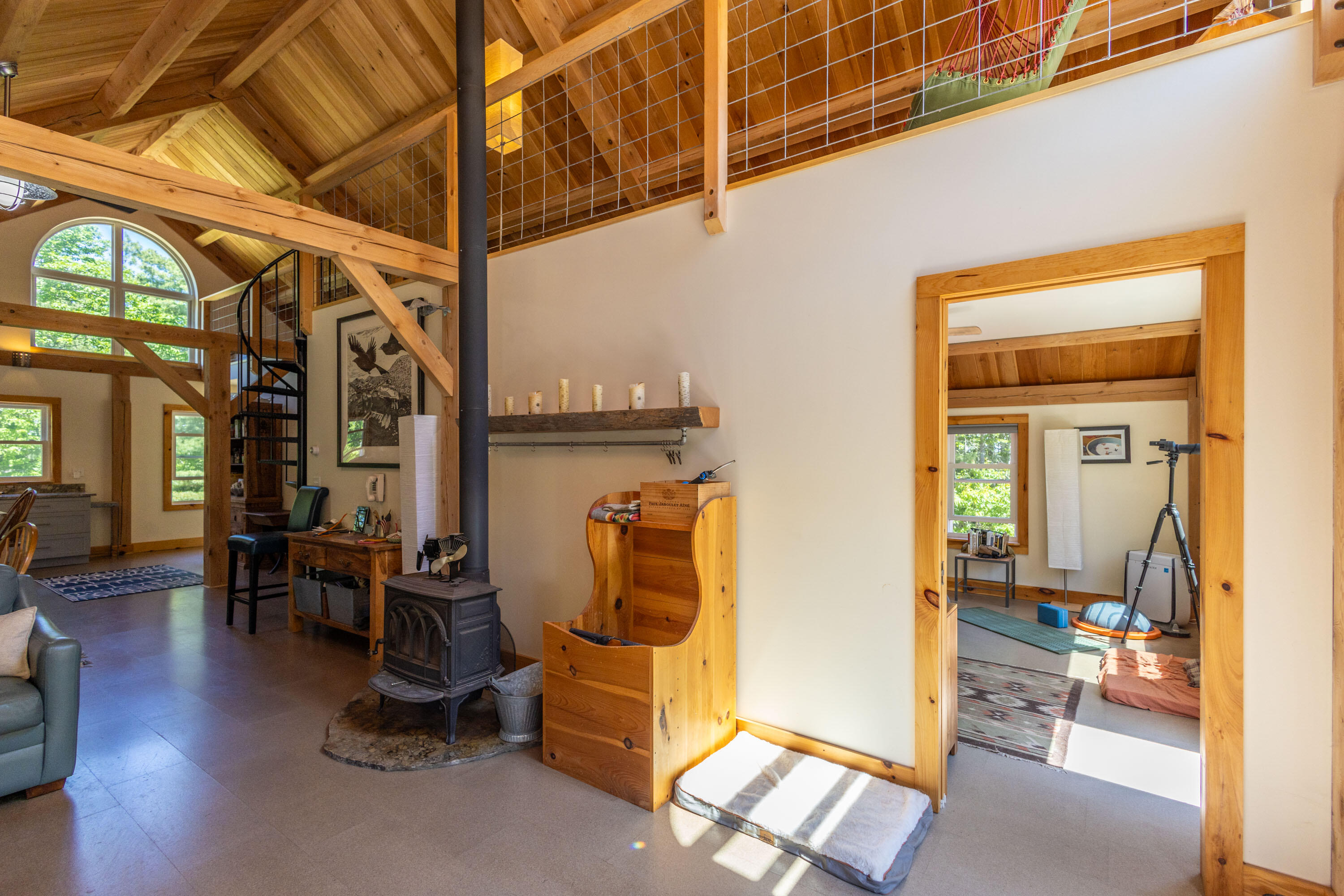 main property photo 40