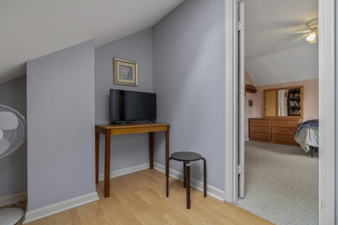 main property photo 77
