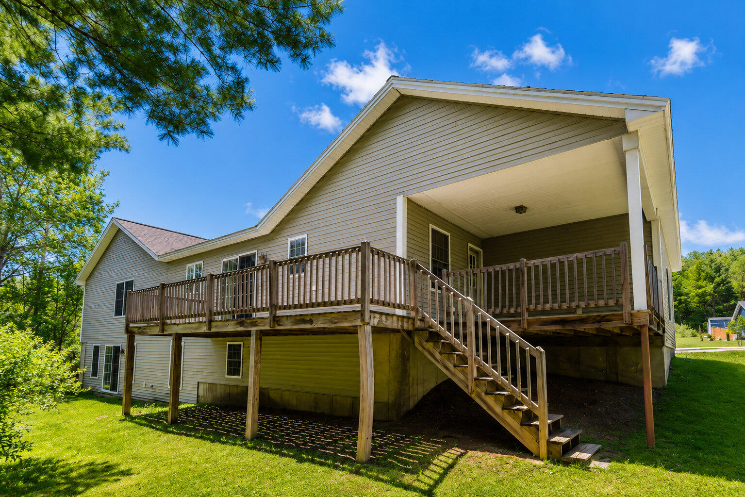 main property photo 2