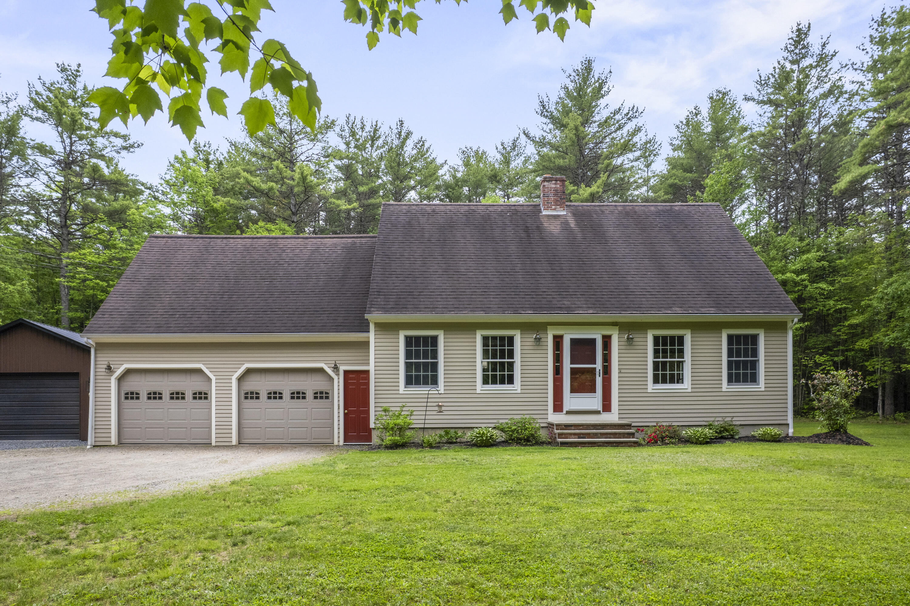 main property photo 39