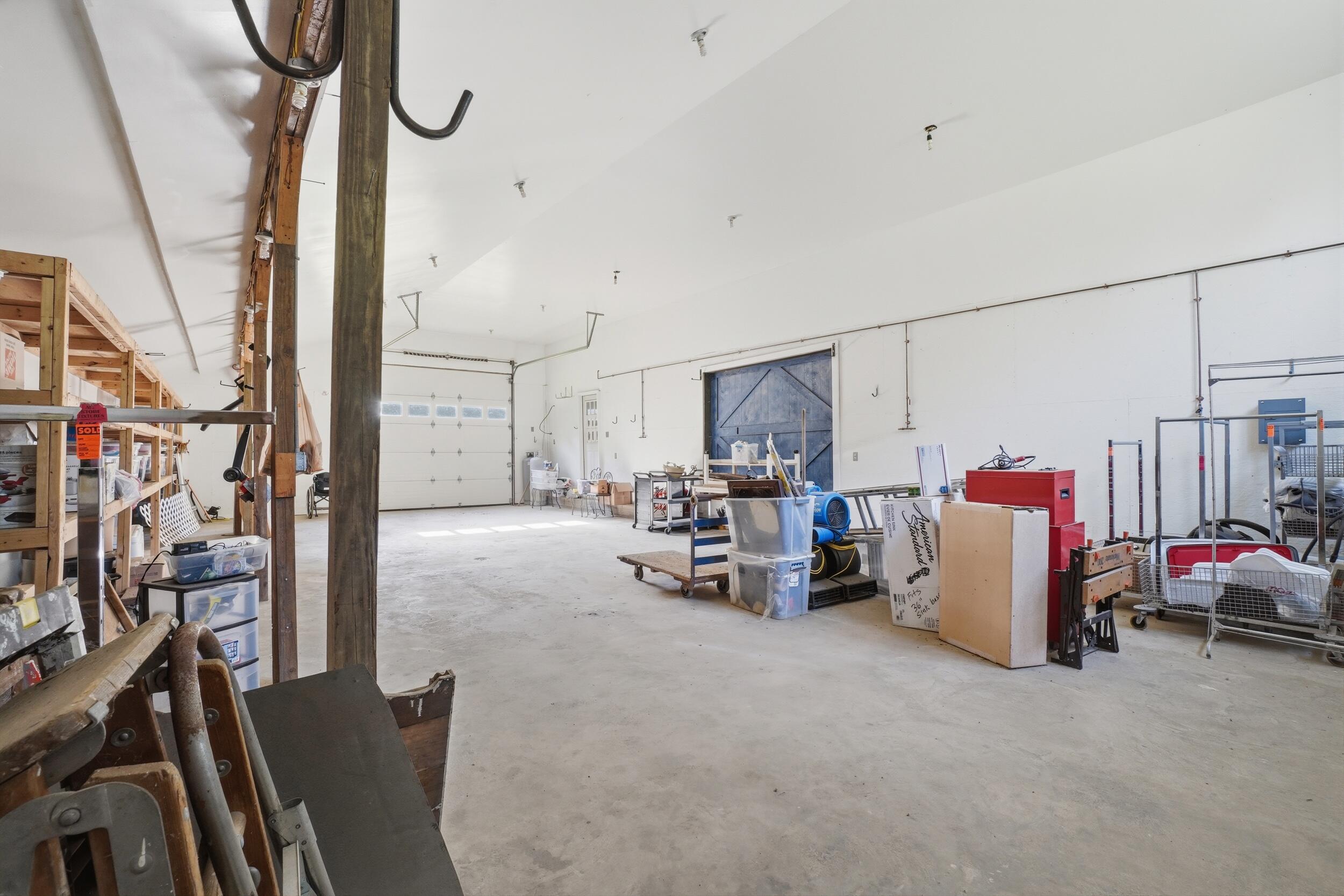 main property photo 49