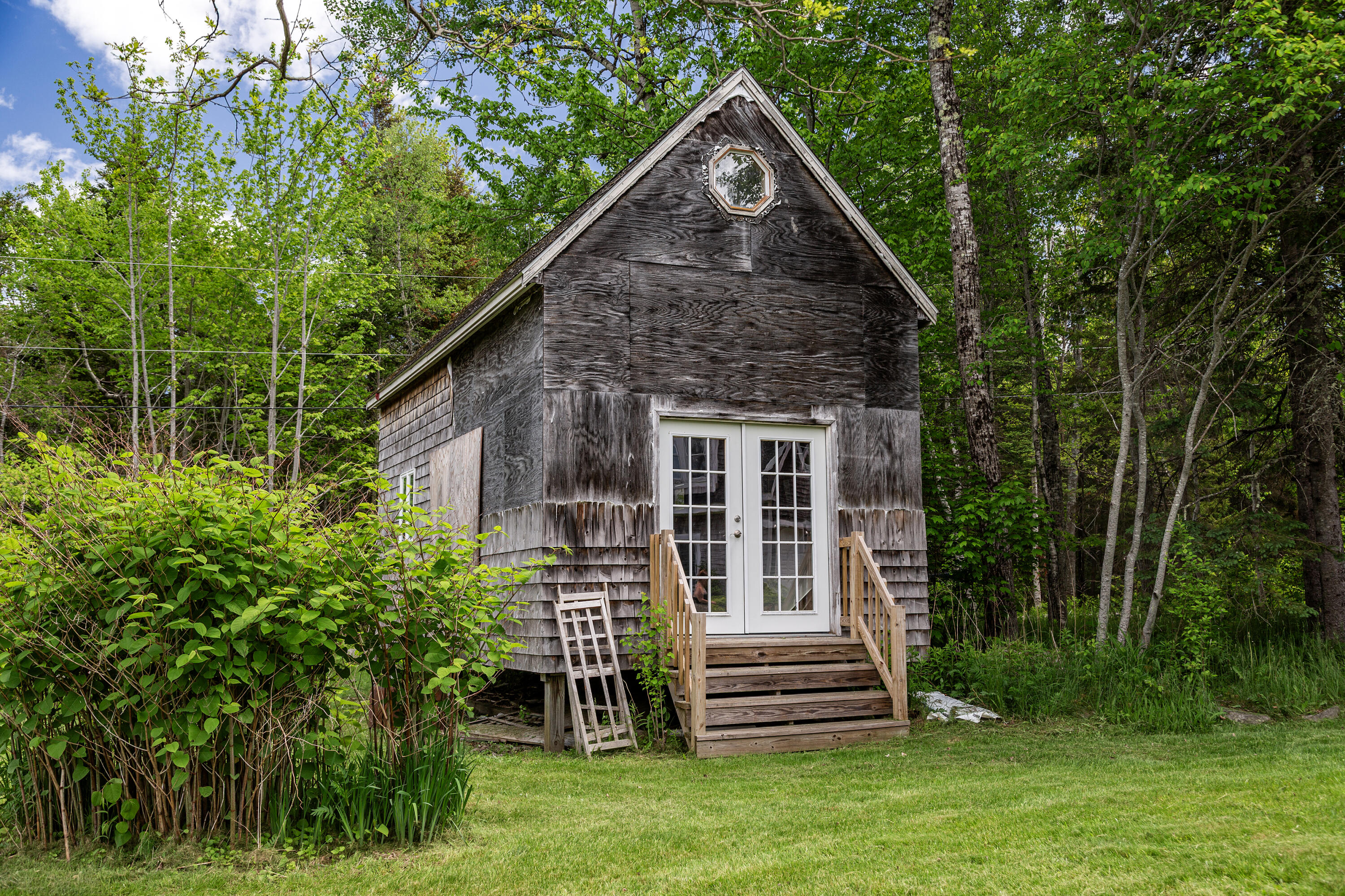 main property photo 35