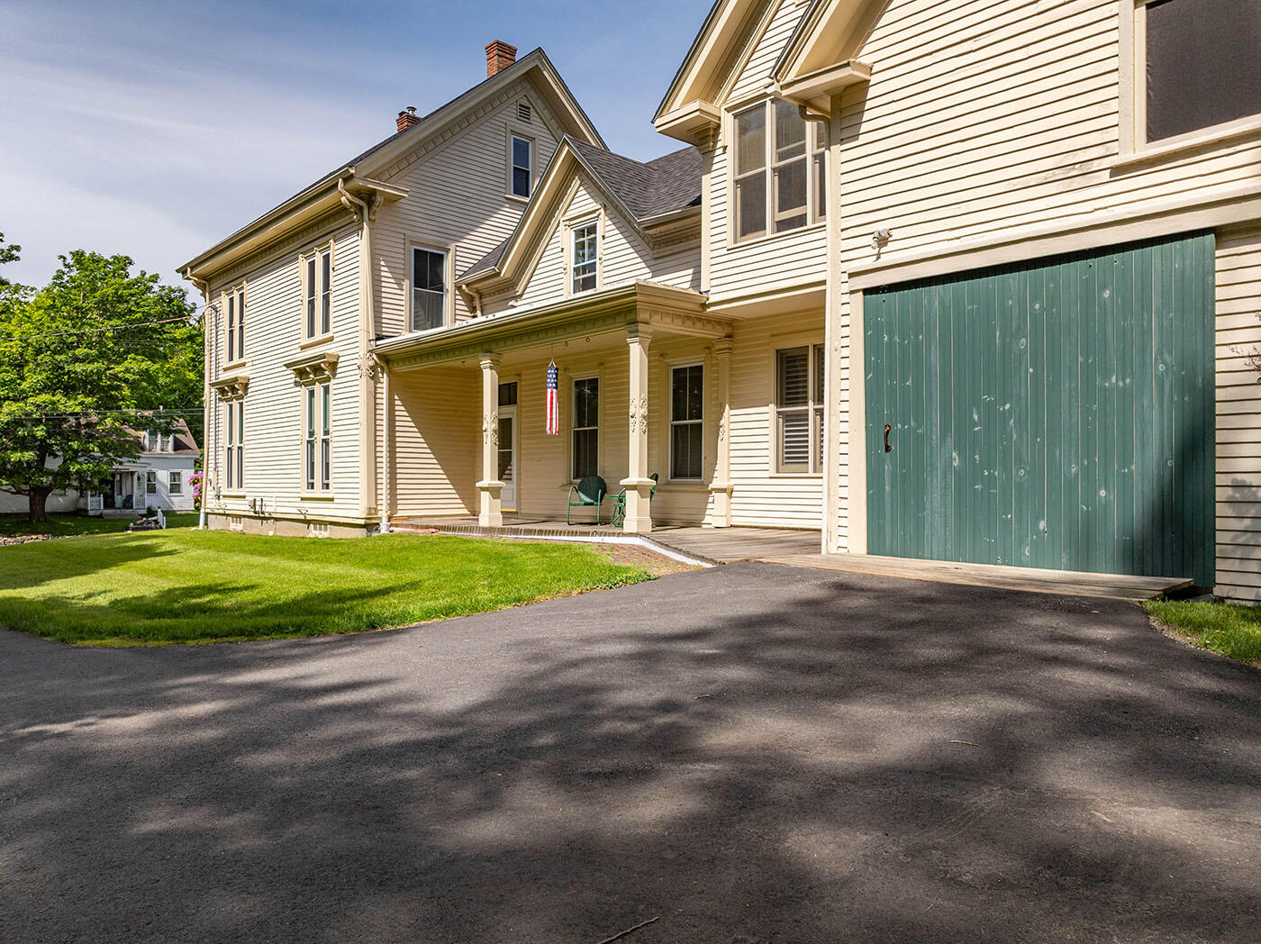main property photo 3