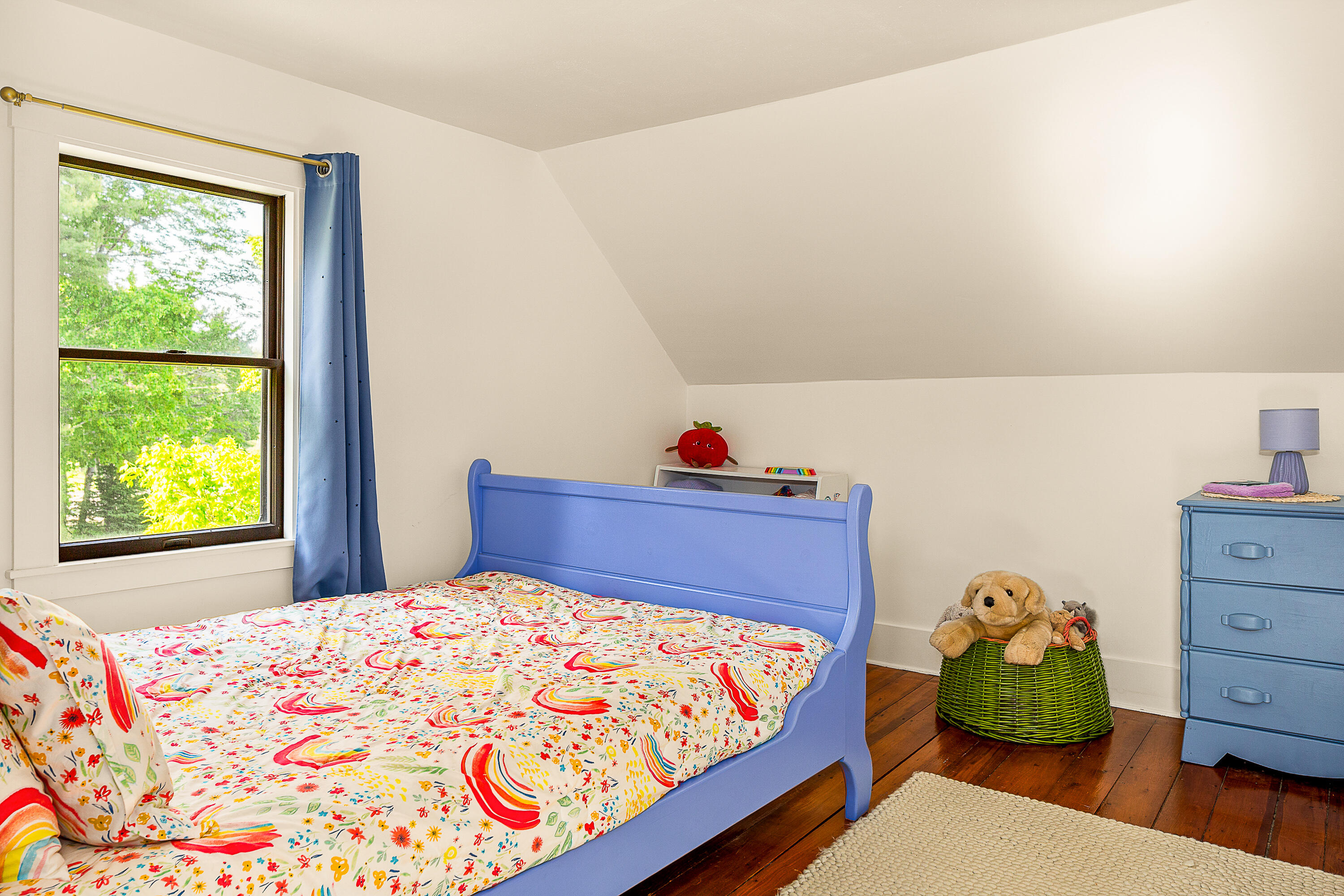 main property photo 32